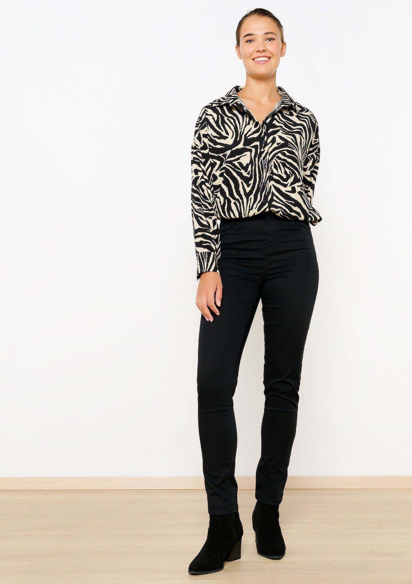 Slimfit trousers, Slimfit trousers - BLACK - 06004498_1119