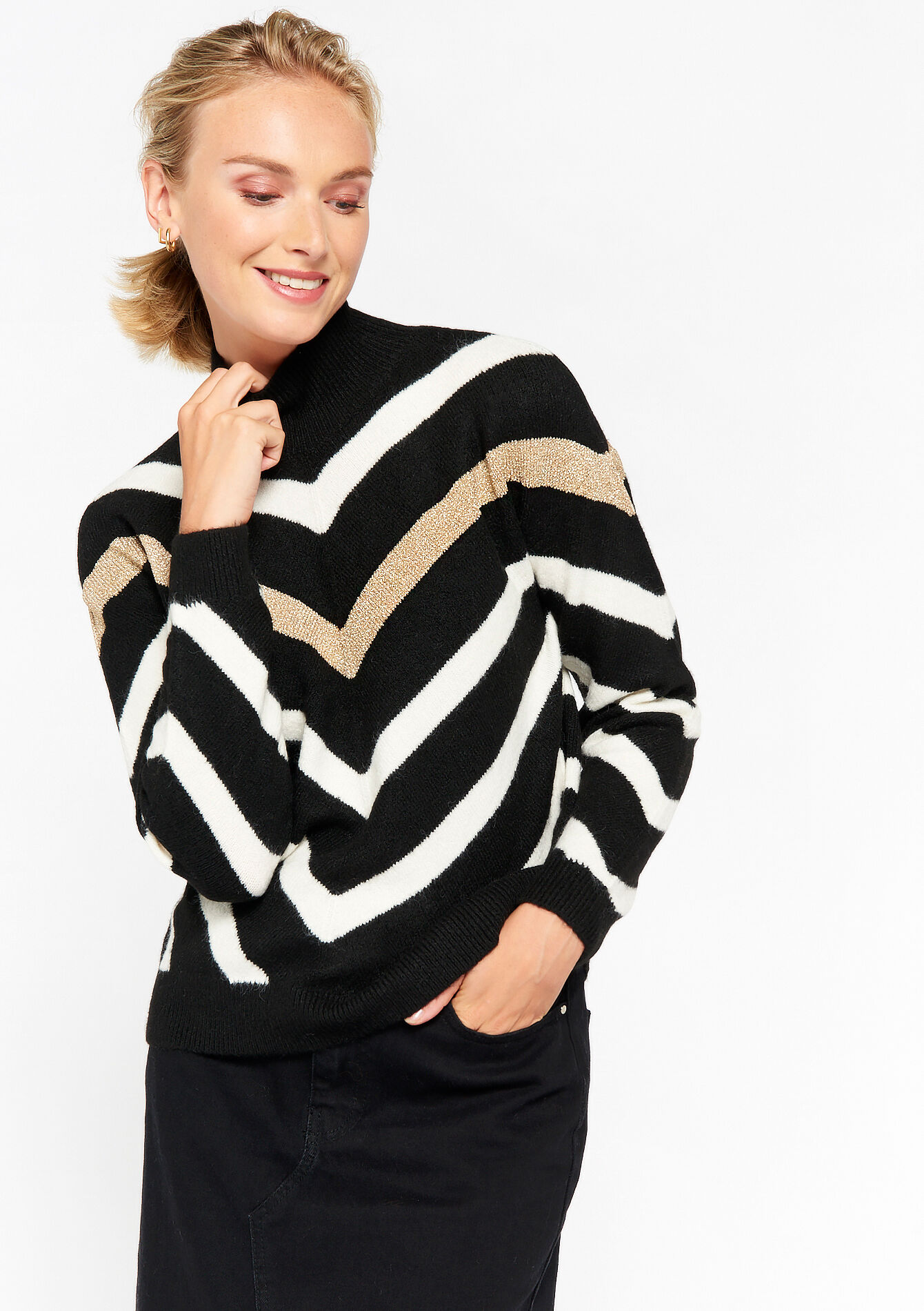 Col roulé avec motif en V - BLACK - 1073639