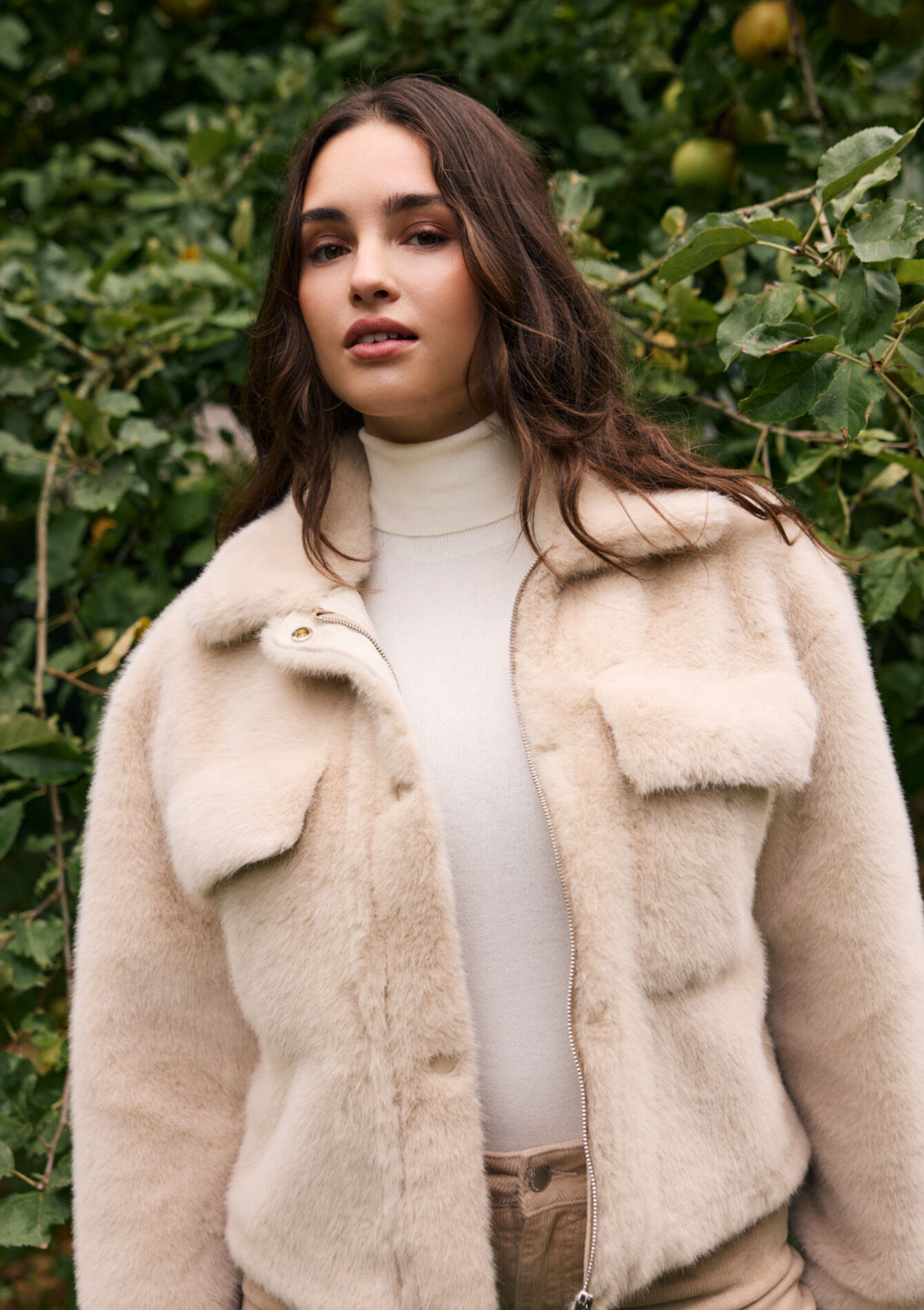 Veste courte en fausse fourrure, , back