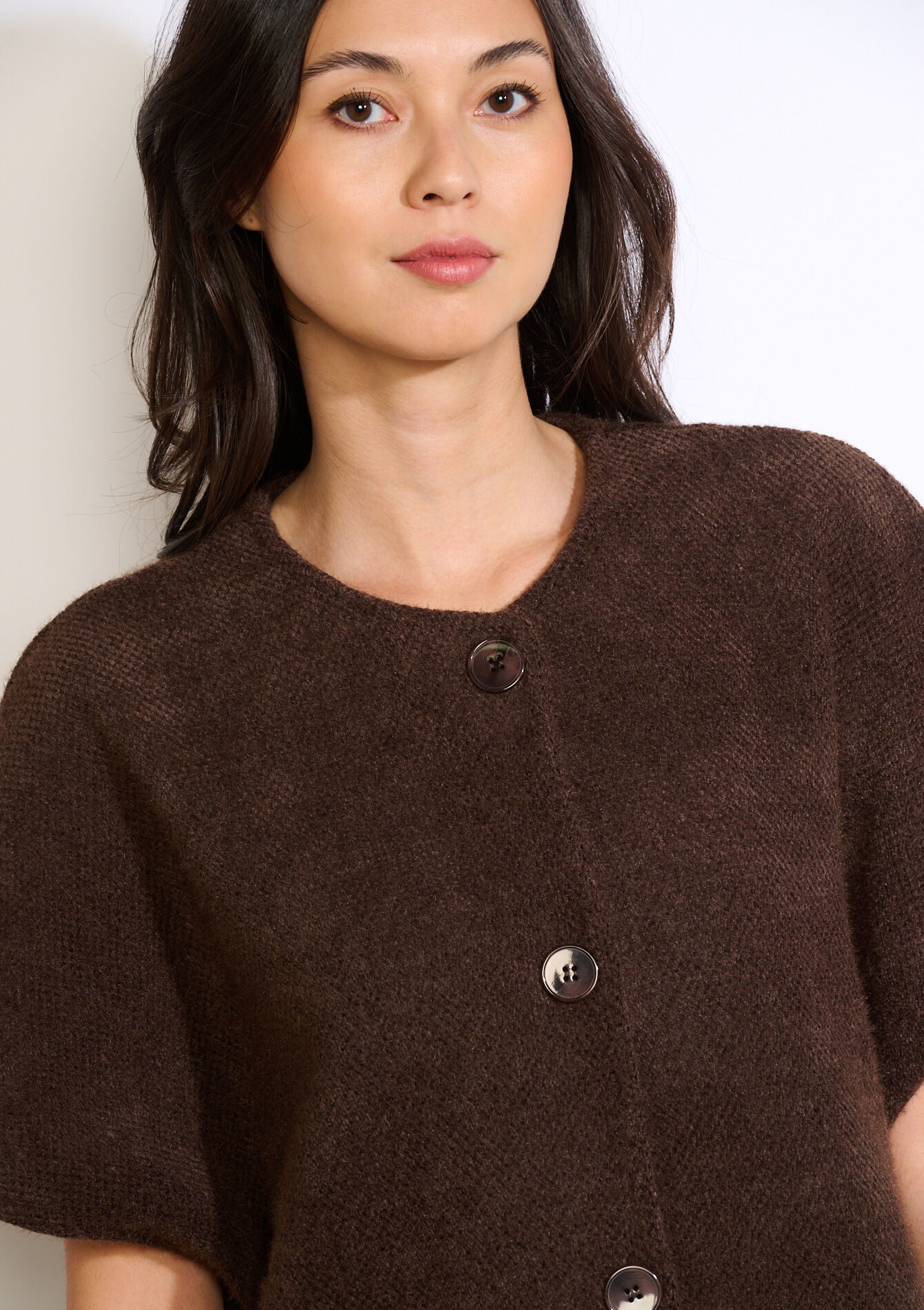 buttoned textured vest - BROWN DARK CHOCOLATE - 09101092_3720