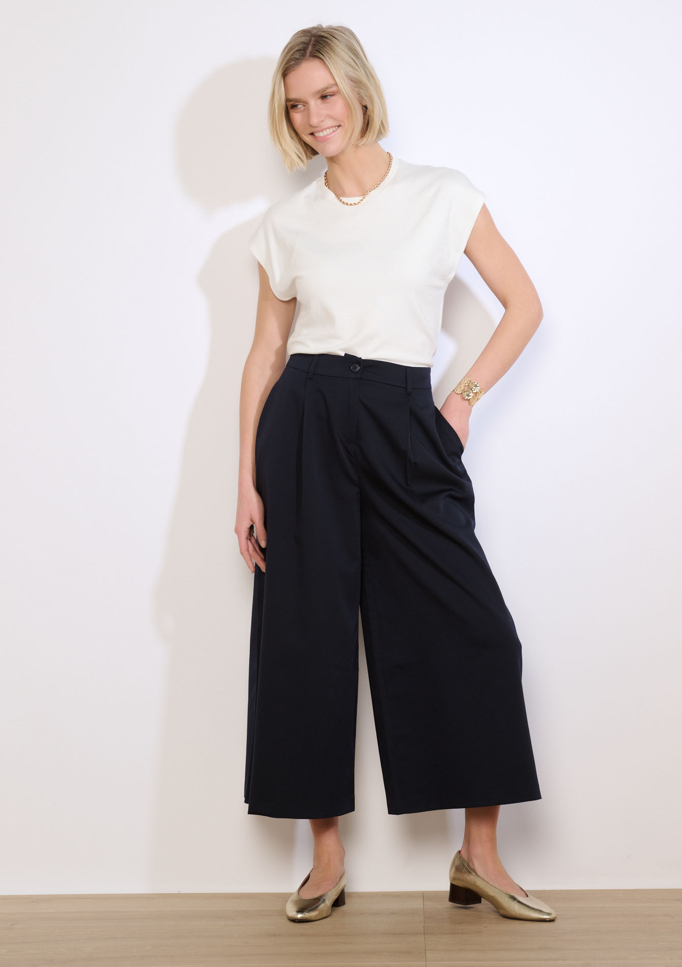 Gecoupeerde culottebroek, Gecoupeerde culottebroek - NAVY BASIC - 06100794_2723