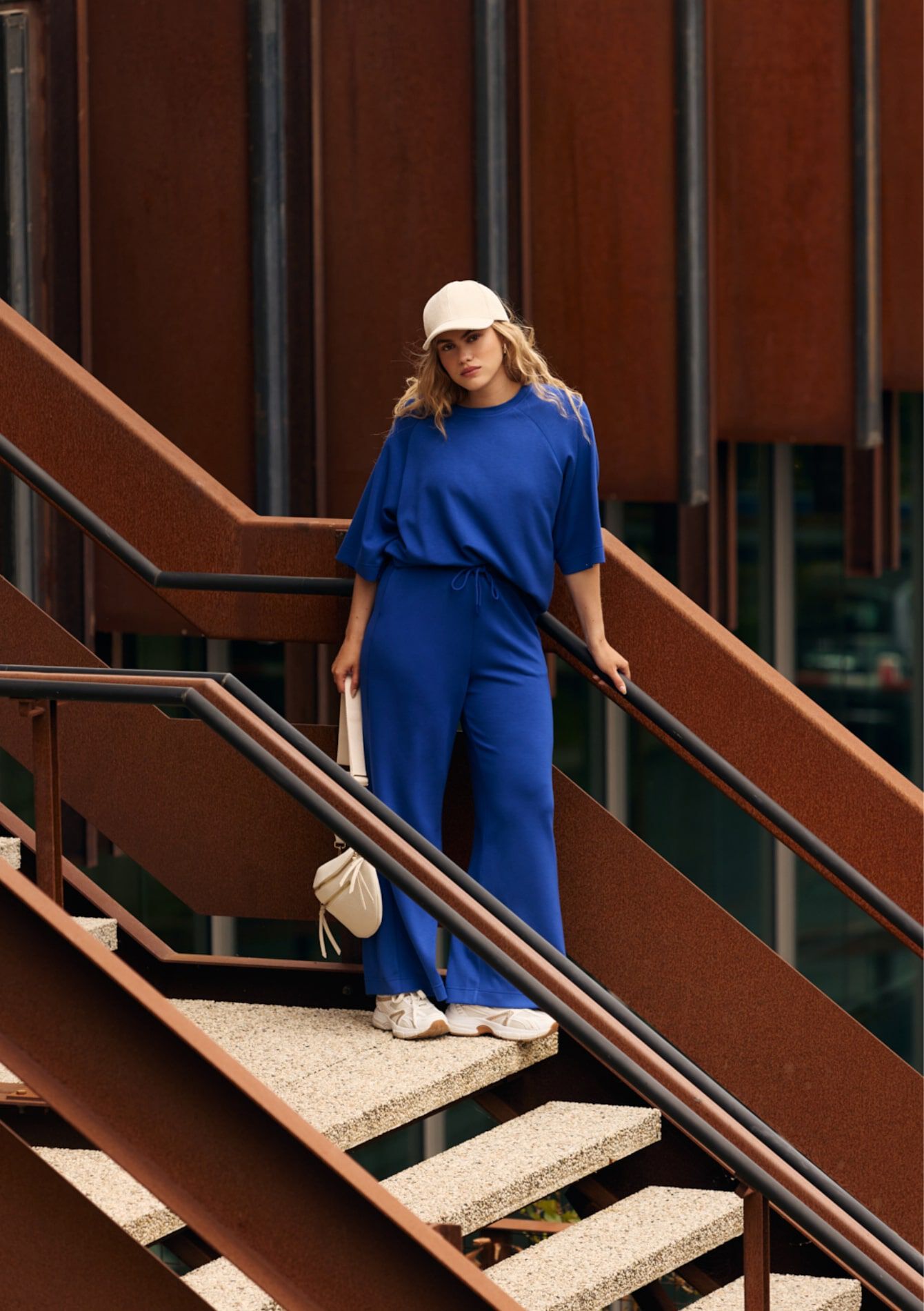 Sweat de sport bandes stylées, Sweat de sport bandes stylées, , front