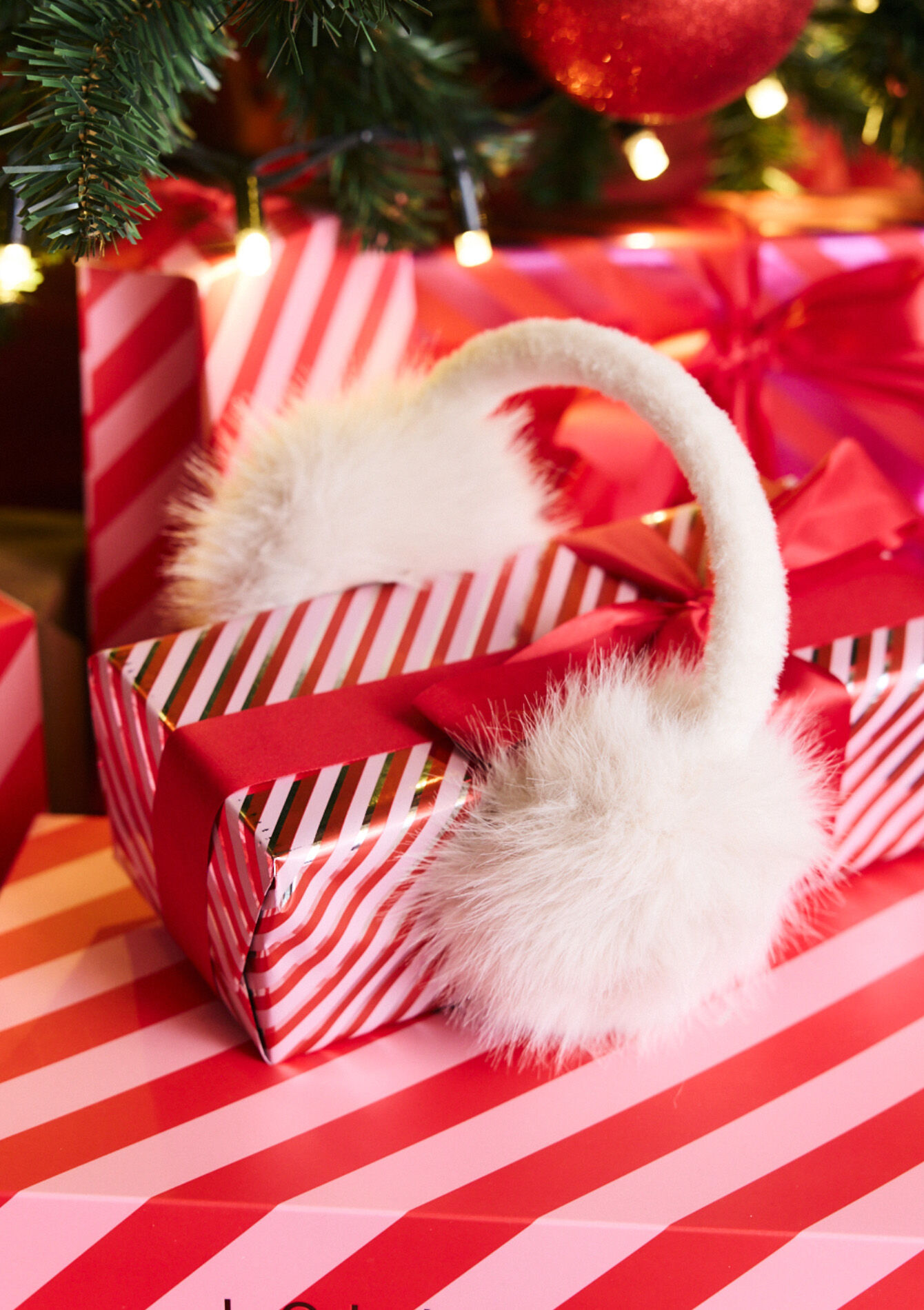 Oorwarmers van imitatiebont, , detail_model