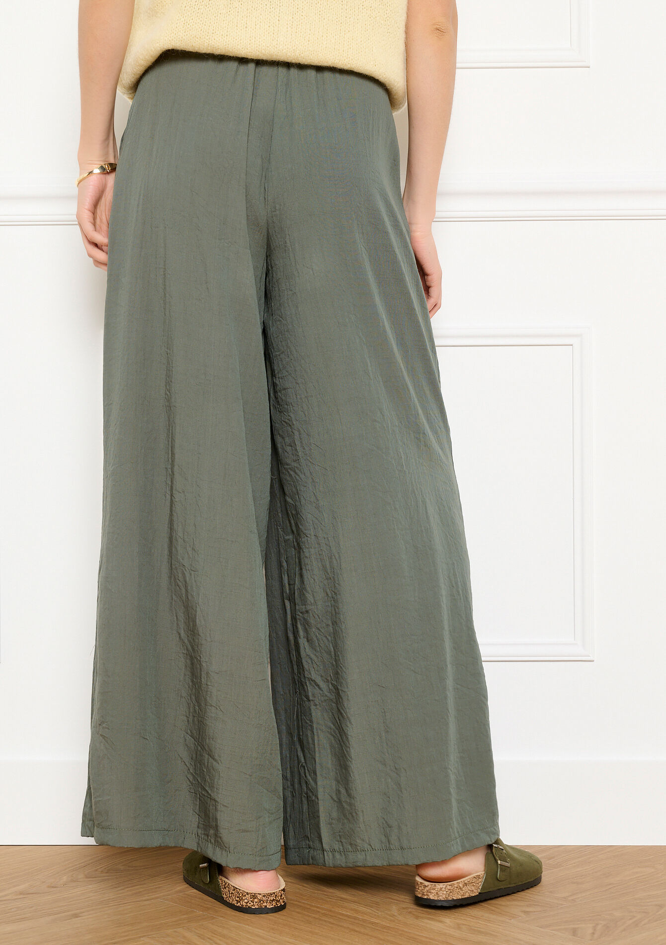 Wijde soepelvallende broek - KHAKI MED - 06601134_4327