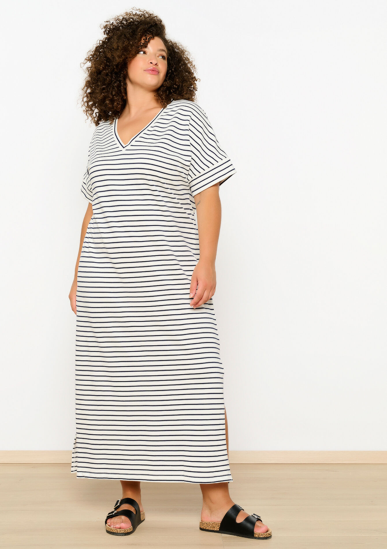 Gestreepte jersey jurk, Gestreepte jersey jurk - OFFWHITE - 08602253_1001