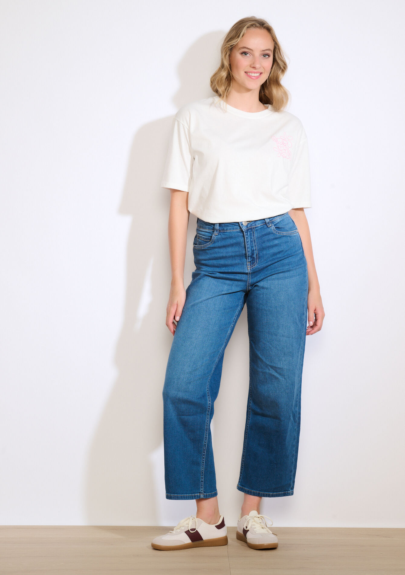 T-shirt à détail brodé, T-shirt à détail brodé - ECRU WHITE - 02301882_2506