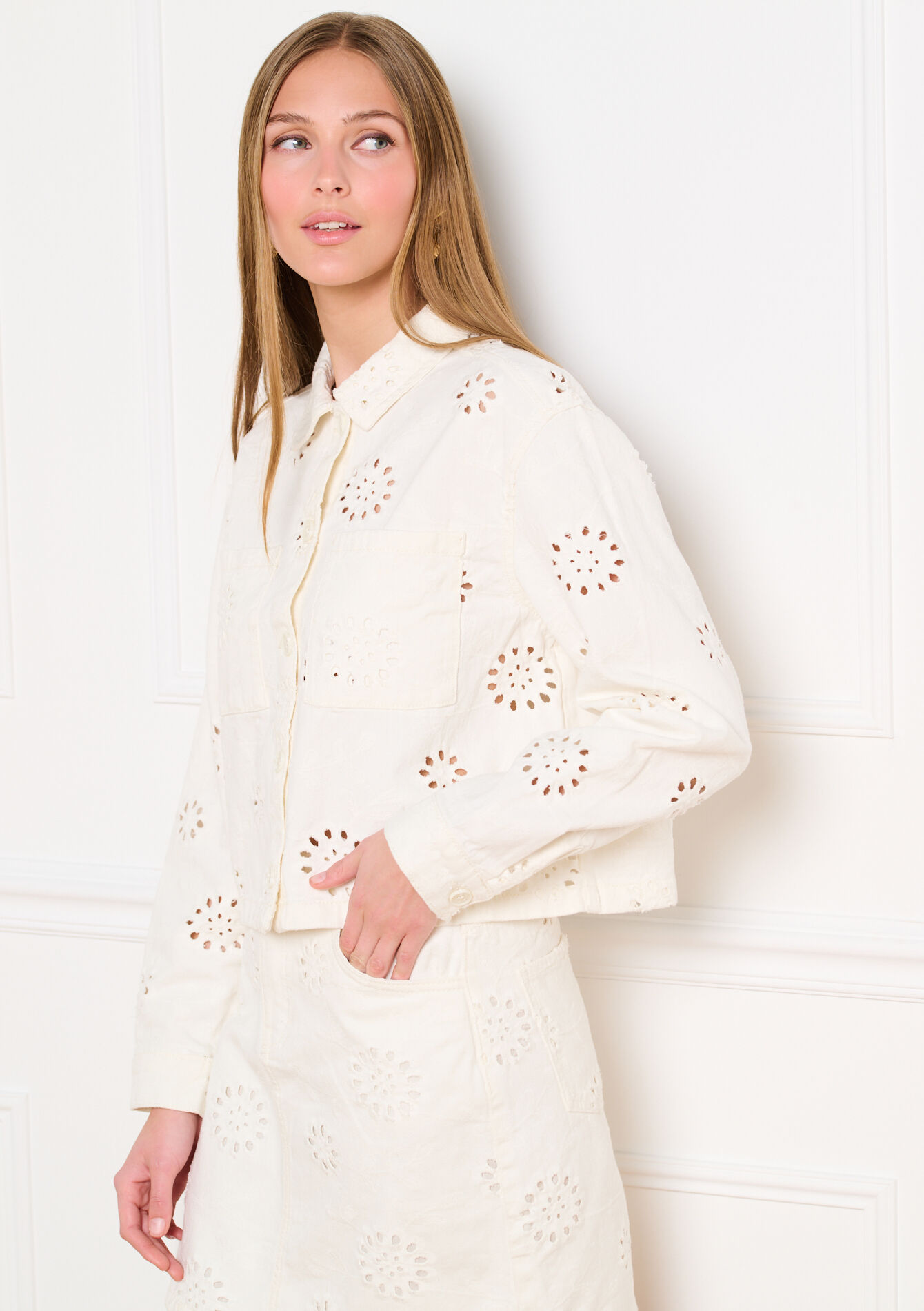 Broderie anglaise jacket - OFFWHITE - 09101119_1001