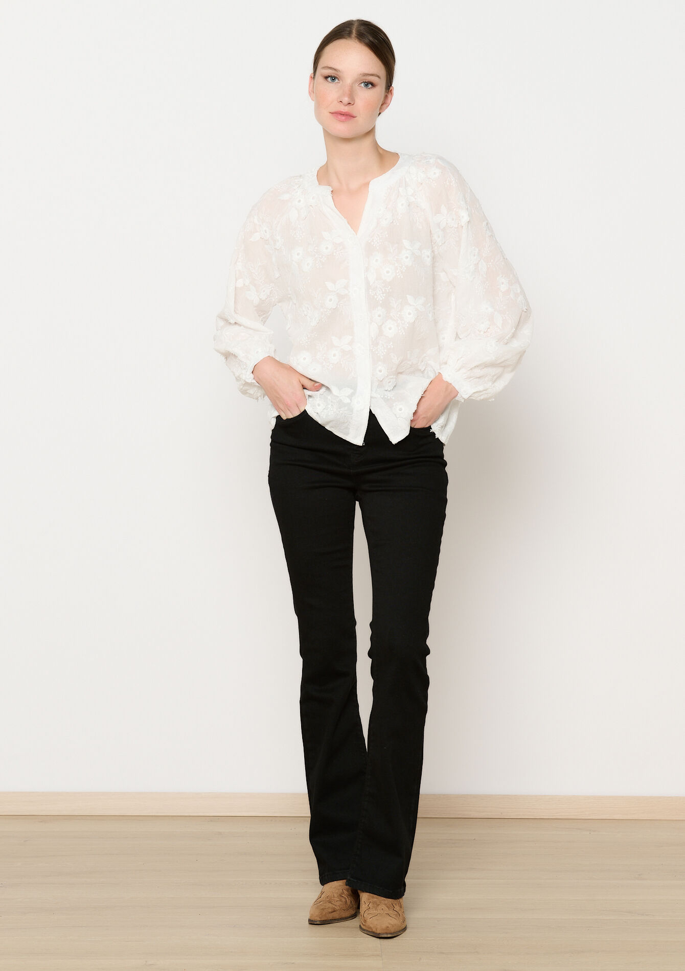 Chemise fleurie brodée - OPTICAL WHITE - 05702612_1019