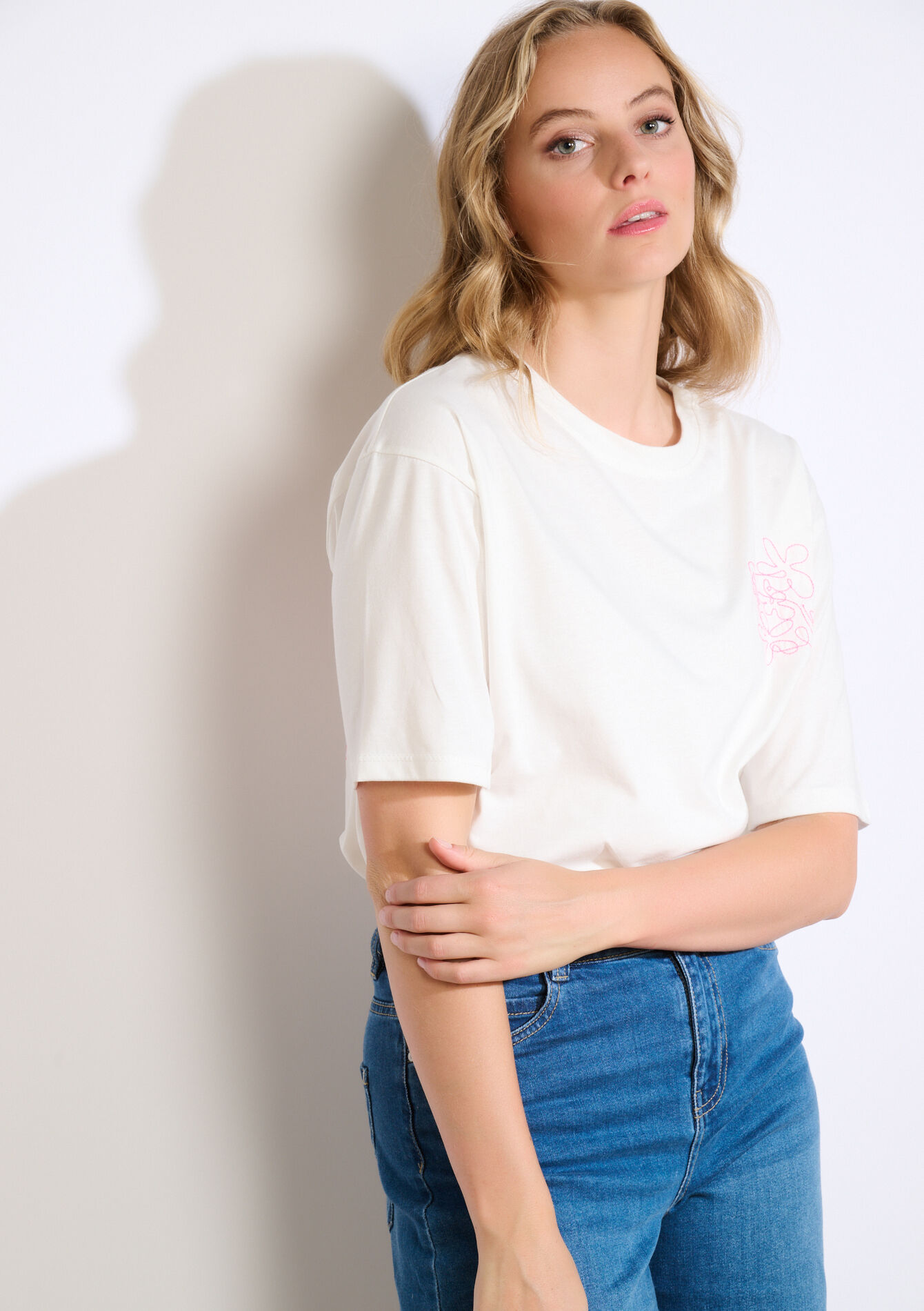 T-shirt à détail brodé, T-shirt à détail brodé - ECRU WHITE - 02301882_2506