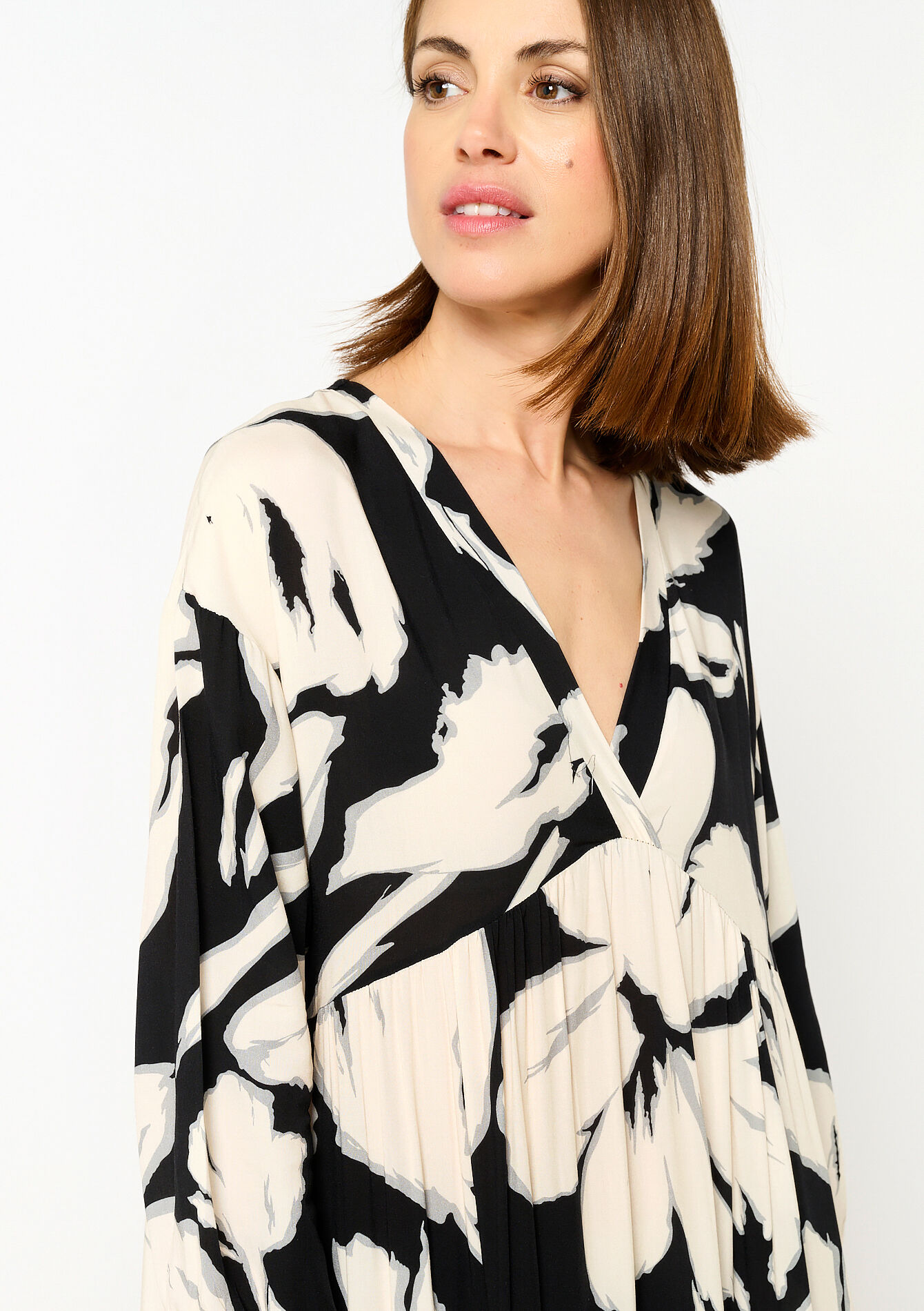 Oversized dress with flowers, Oversized dress with flowers - BLACK - 08602314_1119