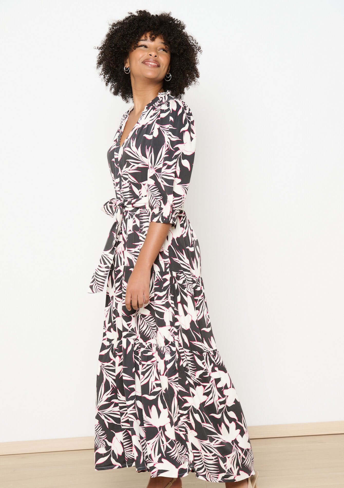 Maxi-jurk met bloemenprint, Maxi-jurk met bloemenprint - BLACK - 08103879_1119