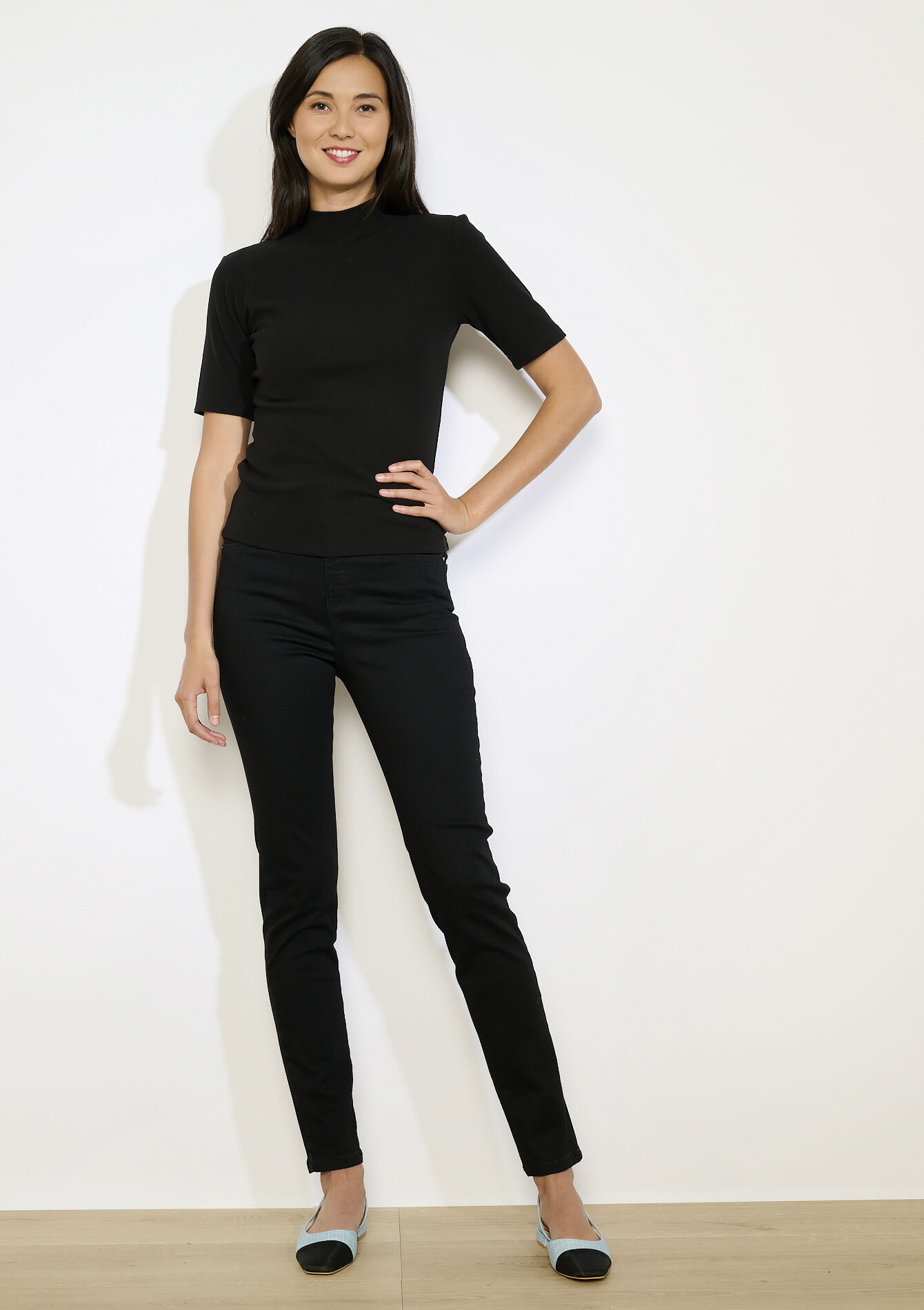 Geribbeld T-shirt met korte mouwen - BLACK - 02301811_1119