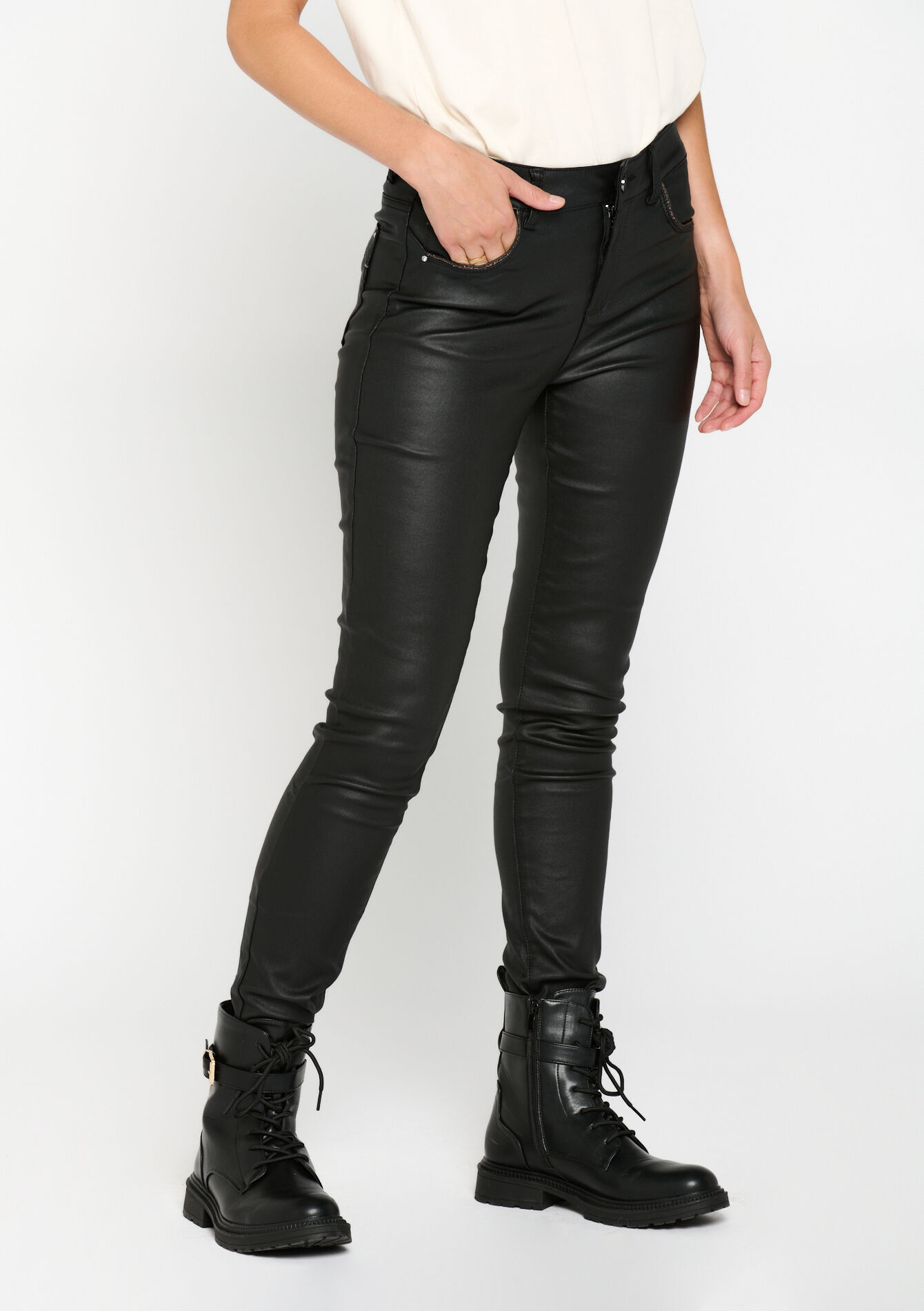 Slimfit trousers with coating, Slimfit trousers with coating - BLACK - 06004377_1119