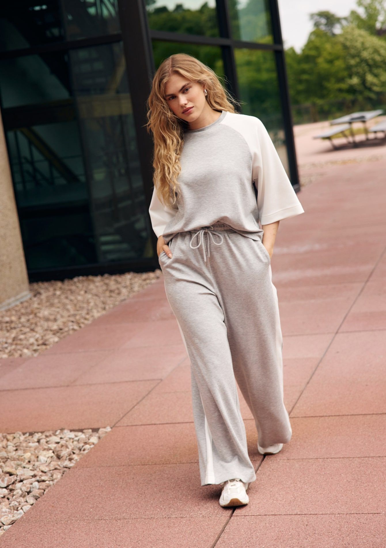 Pantalon de jogging à bandes, Pantalon de jogging à bandes, , front