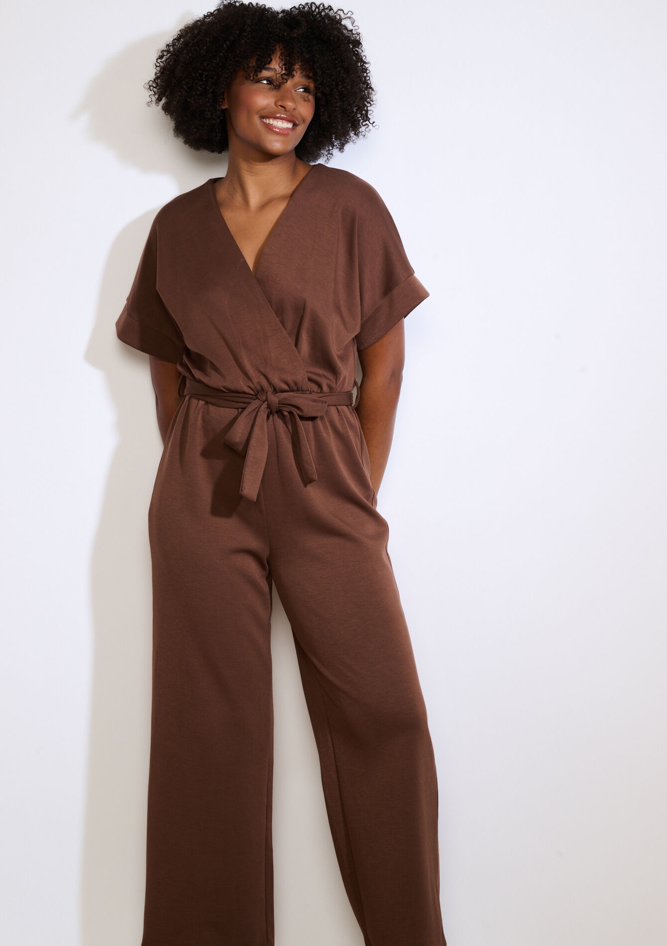 Overslag jumpsuit - BROWN DARK CHOCOLATE - 06004651_3720