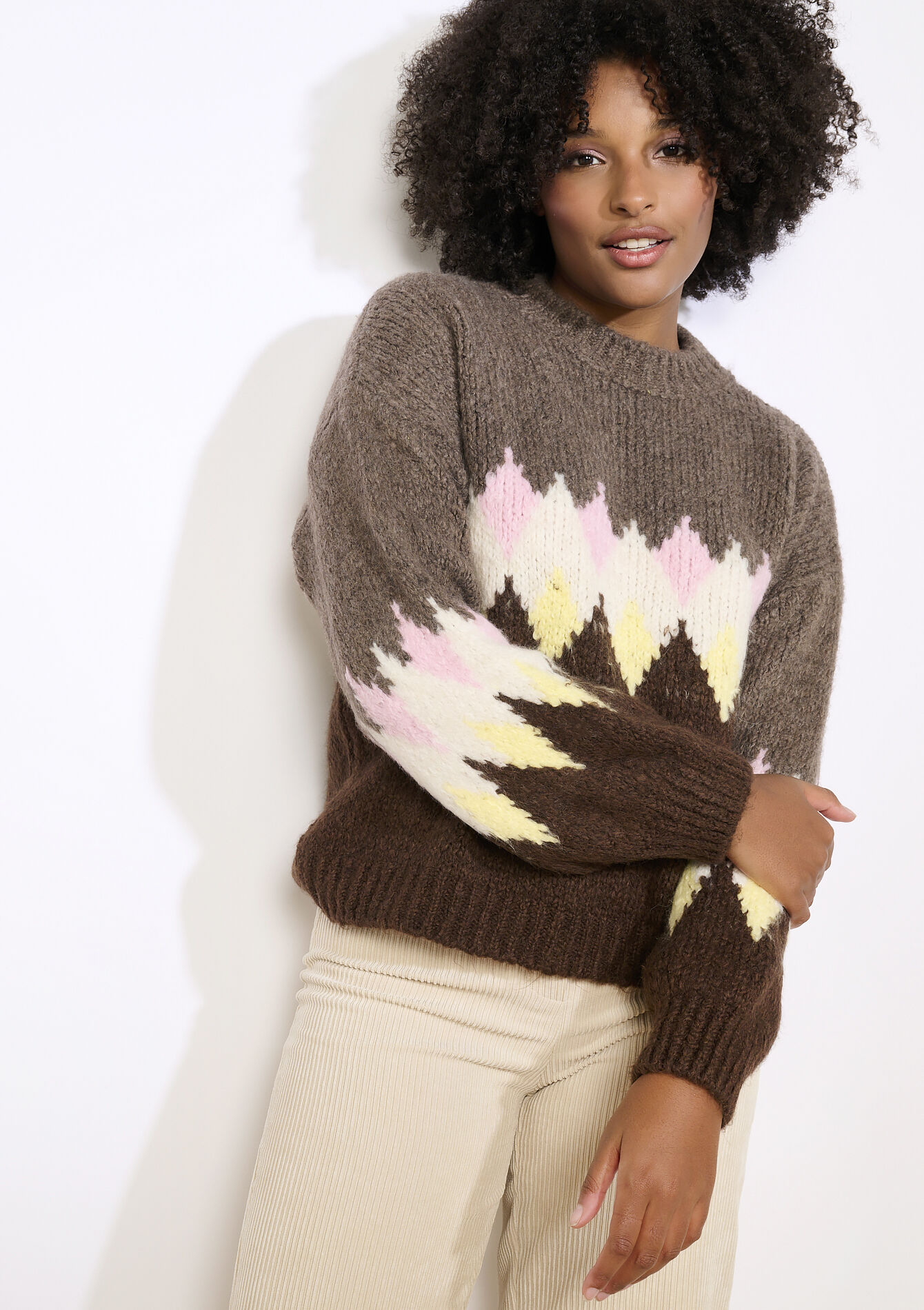 Pull à motif graphique - BROWN DARK CHOCOLATE - 04007117