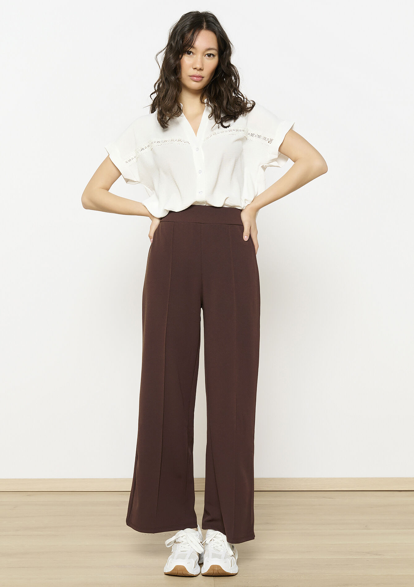 Soepele hoge taille broek, Soepele hoge taille broek - BROWN DARK CHOCOLATE - 06600947_3720