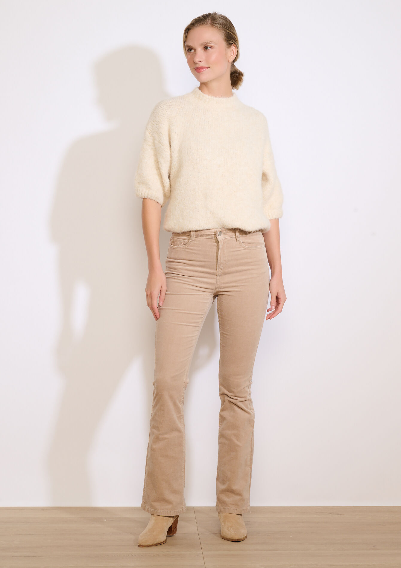 Pantalon bootcut en velours côtelé, Pantalon bootcut en velours côtelé - LT BEIGE - 06004609_2527