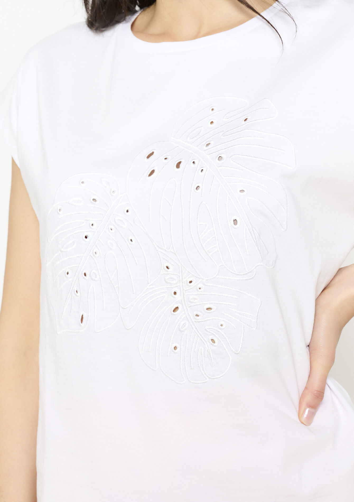 Elegante geborduurde t-shirt, Elegante geborduurde t-shirt - OPTICAL WHITE - 02301696_1019