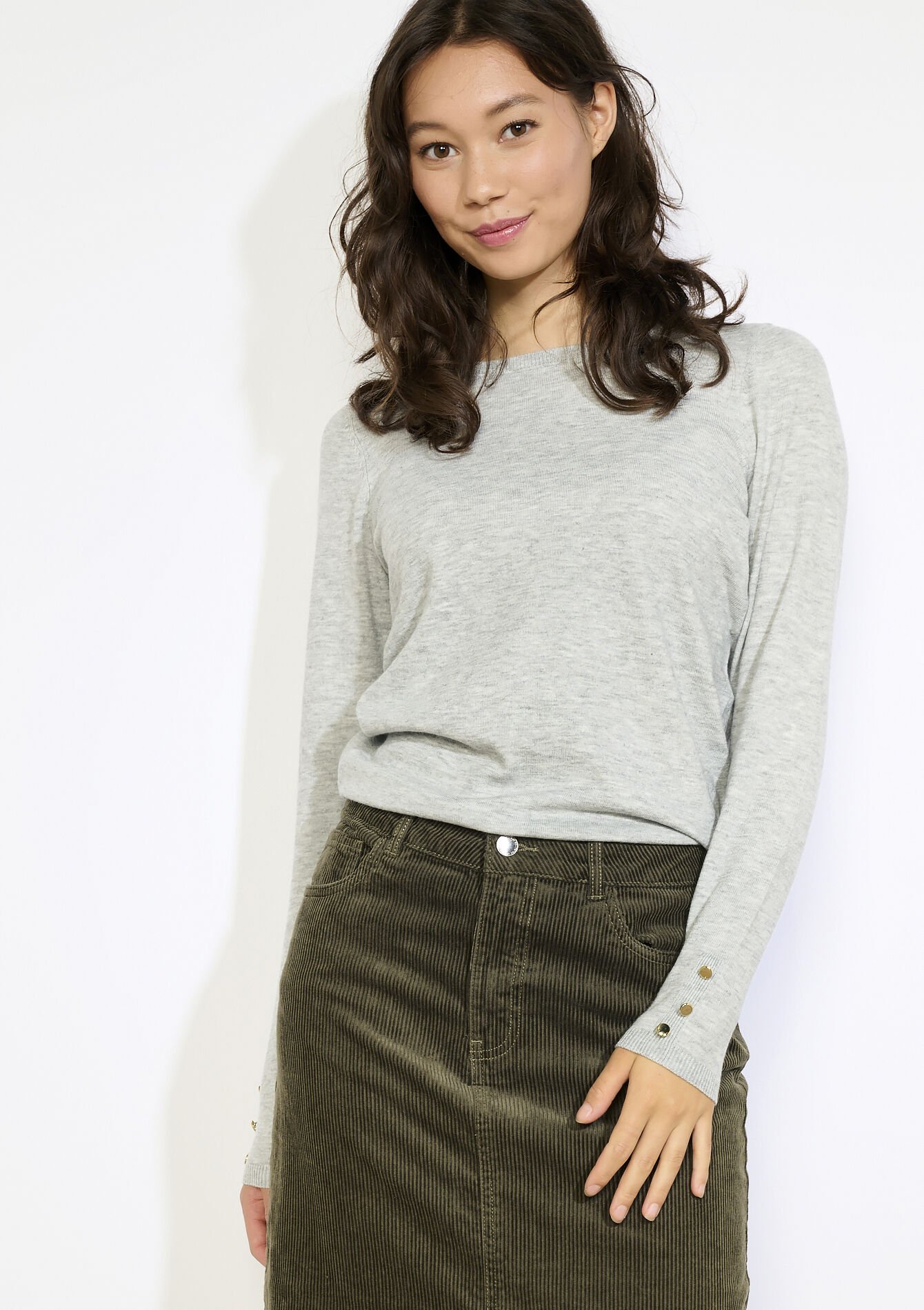 Fijngebreide trui met knopen - LT GREY MEL - 04006920