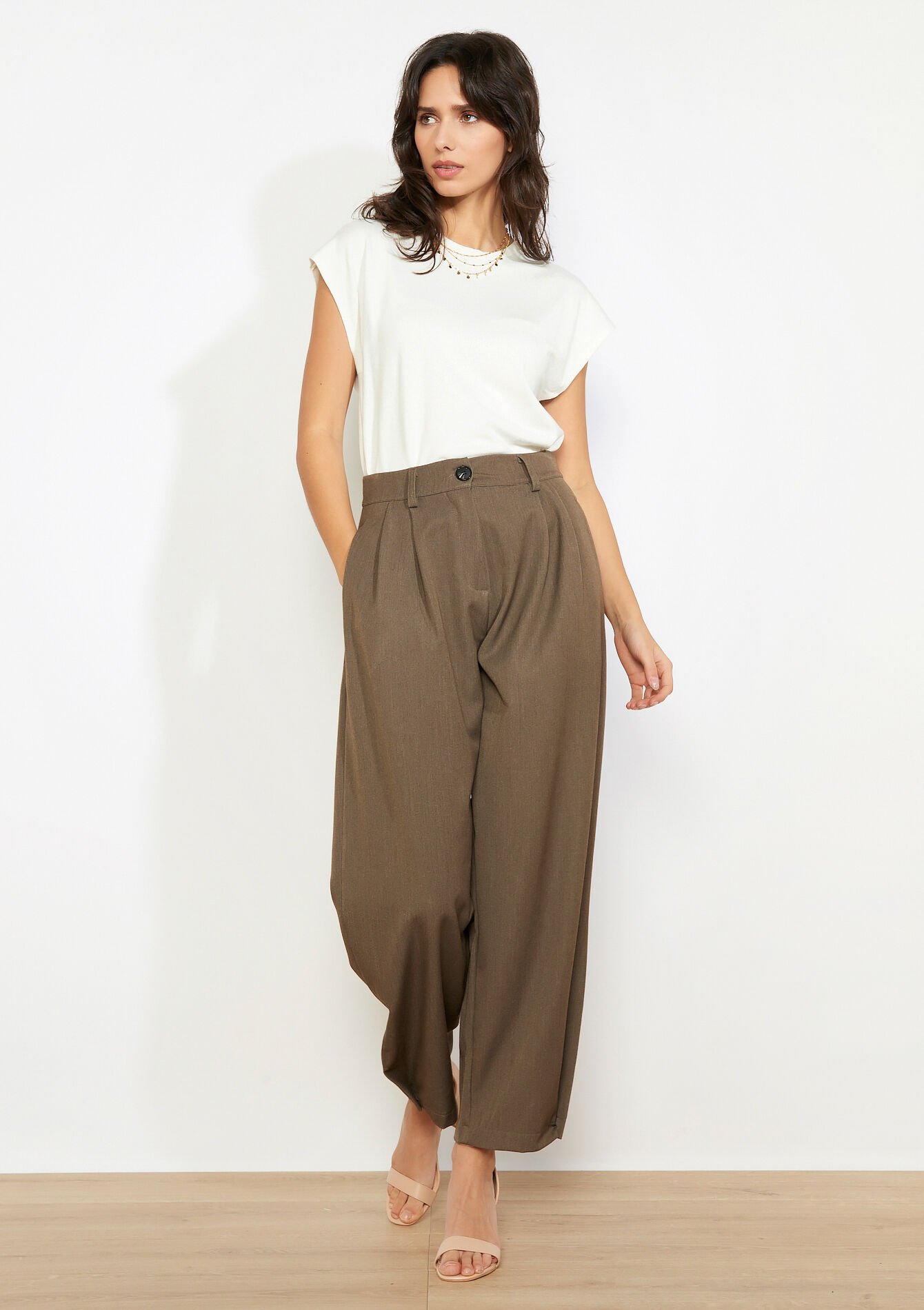 Pantalon met plooien en valling - BROWN COFFEE - 06100791_3717