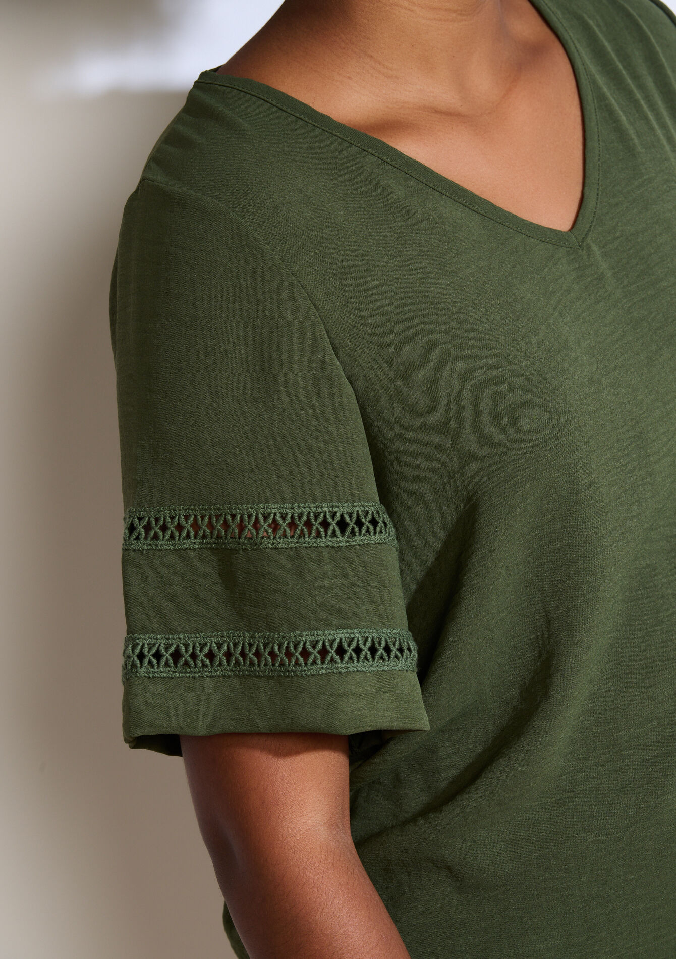 Blouse with eyelet sleeves, Blouse with eyelet sleeves - KHAKI MED - 05702919_4327