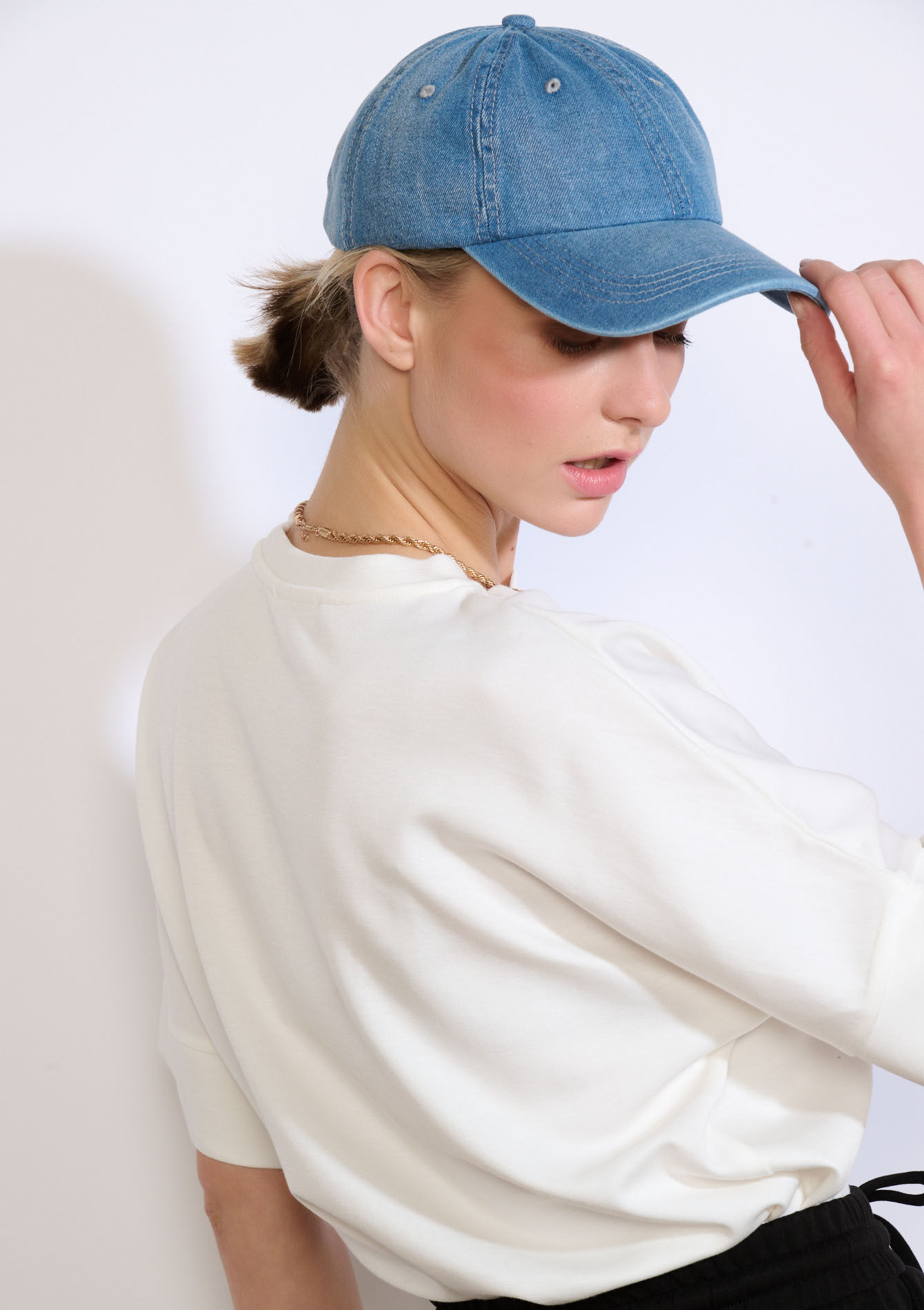 Casquette en denim - BLUE BLEACHED - 17002300_0502