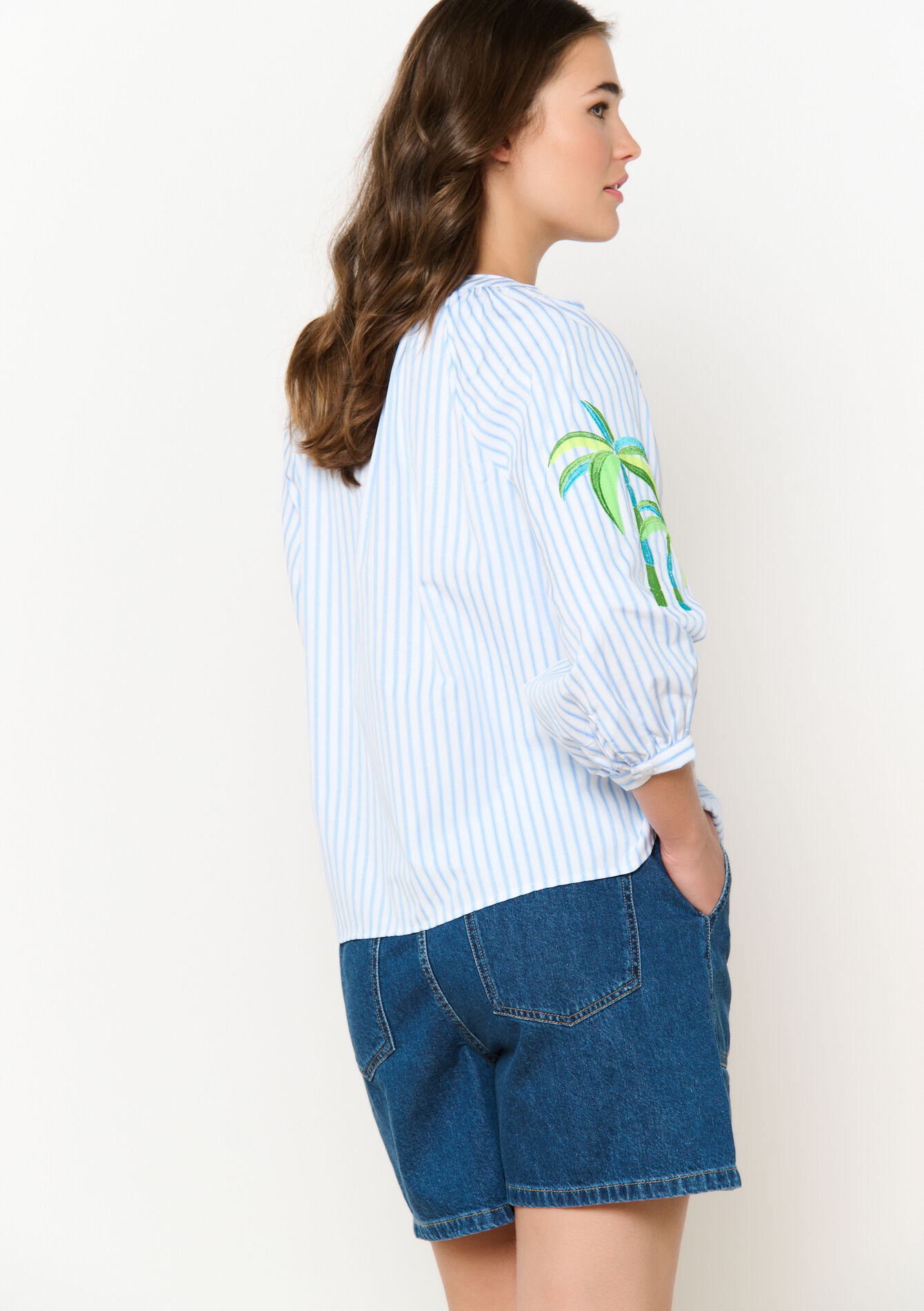 Hemd met geborduurde palmbomen, Hemd met geborduurde palmbomen - BLUE PASTEL - 05702723_3003