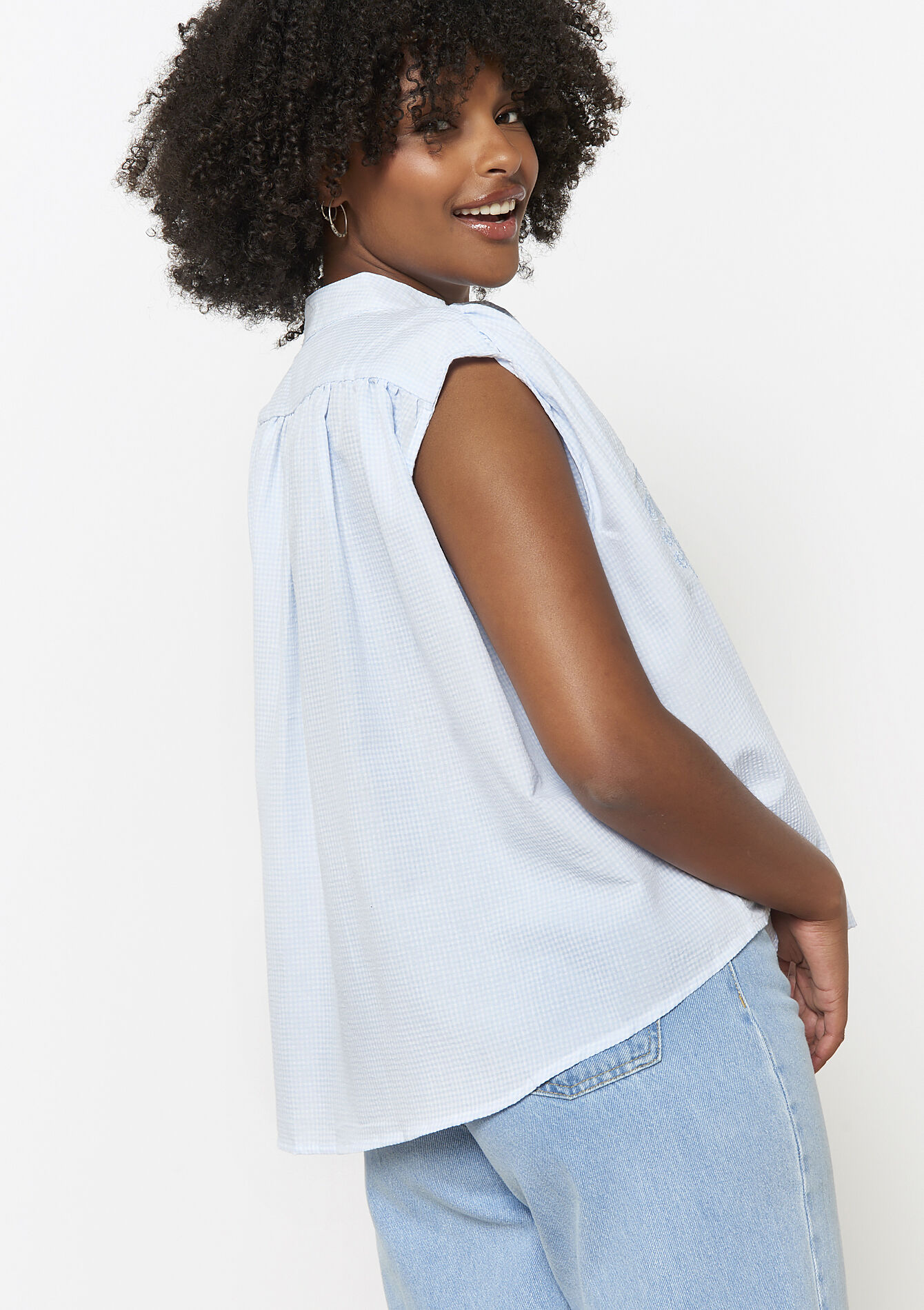 Mouwloze geborduurde blouse - BLUE PASTEL - 05702816_3003