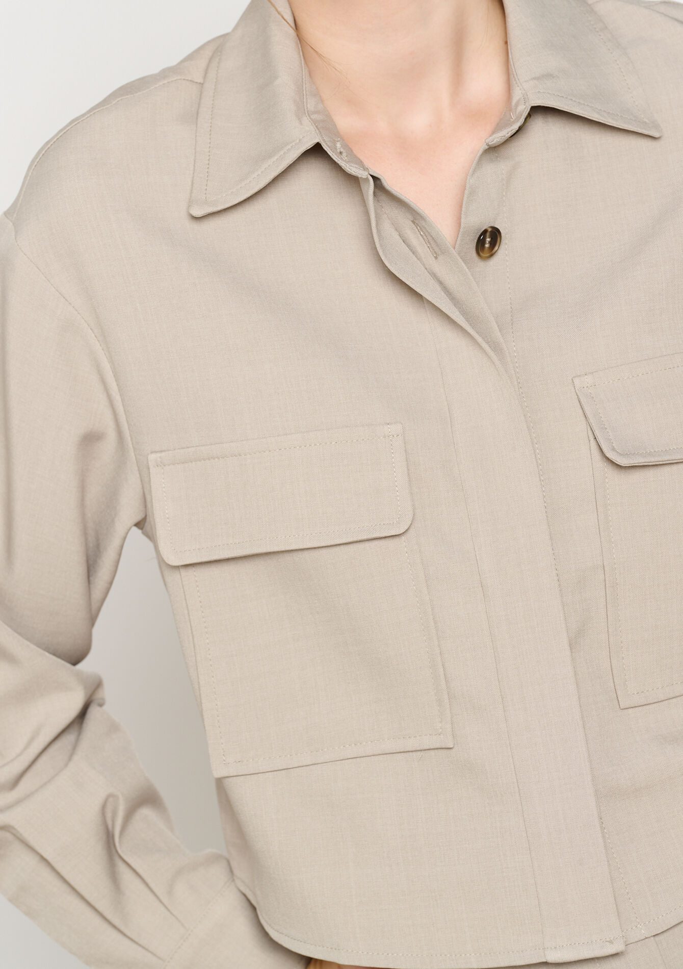 Chemise courte avec poches - BEIGE SAND - 05702633_1940