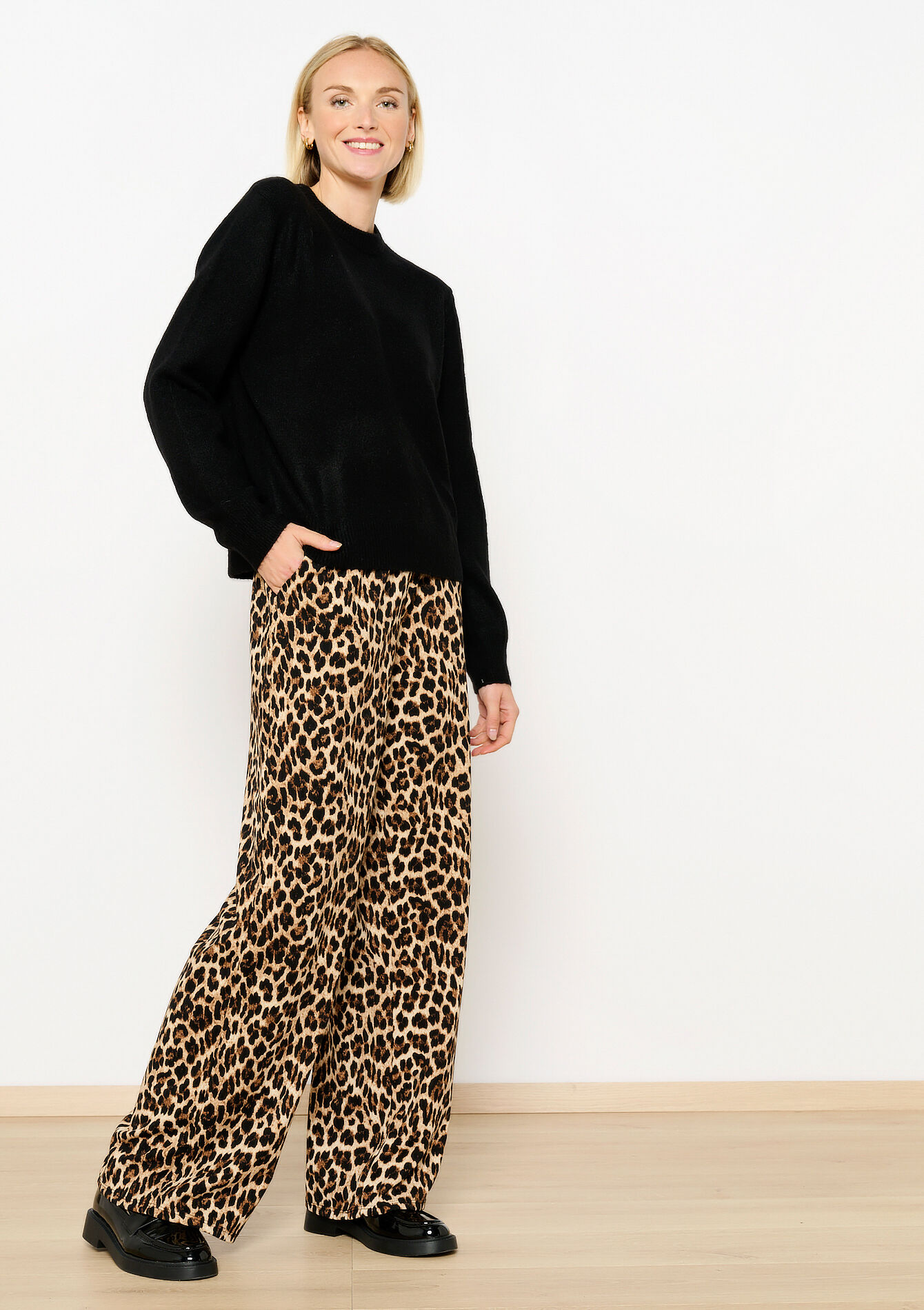 Basic trui met ronde hals, Basic trui met ronde hals - BLACK - 04006522_1119