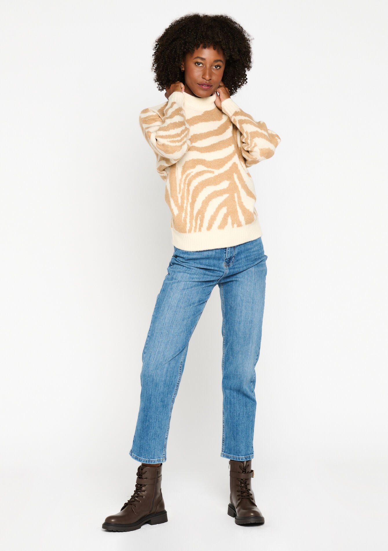 Jacquard pullover with zebra print, Jacquard pullover with zebra print - LIGHT CAMEL - 04006163_3814