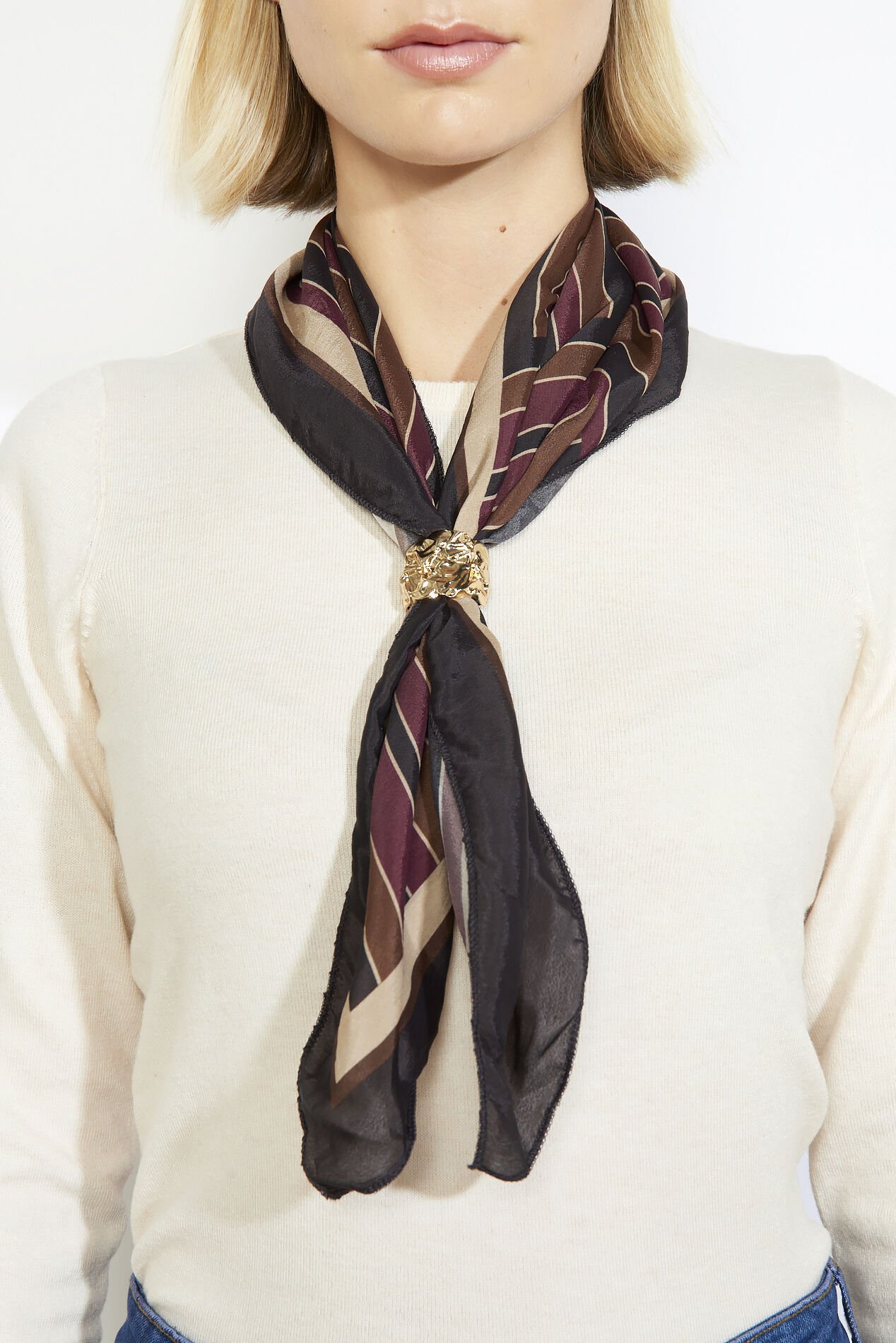 Foulard en soie au bijou, Foulard en soie au bijou, , detail_model