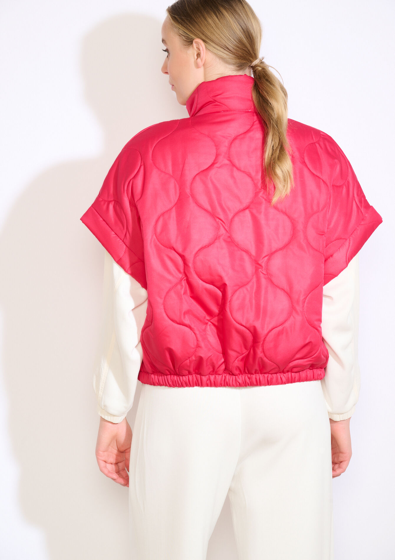 Mouwloze gewatteerde jas, Mouwloze gewatteerde jas - FUCHSIA - 09001491_5626