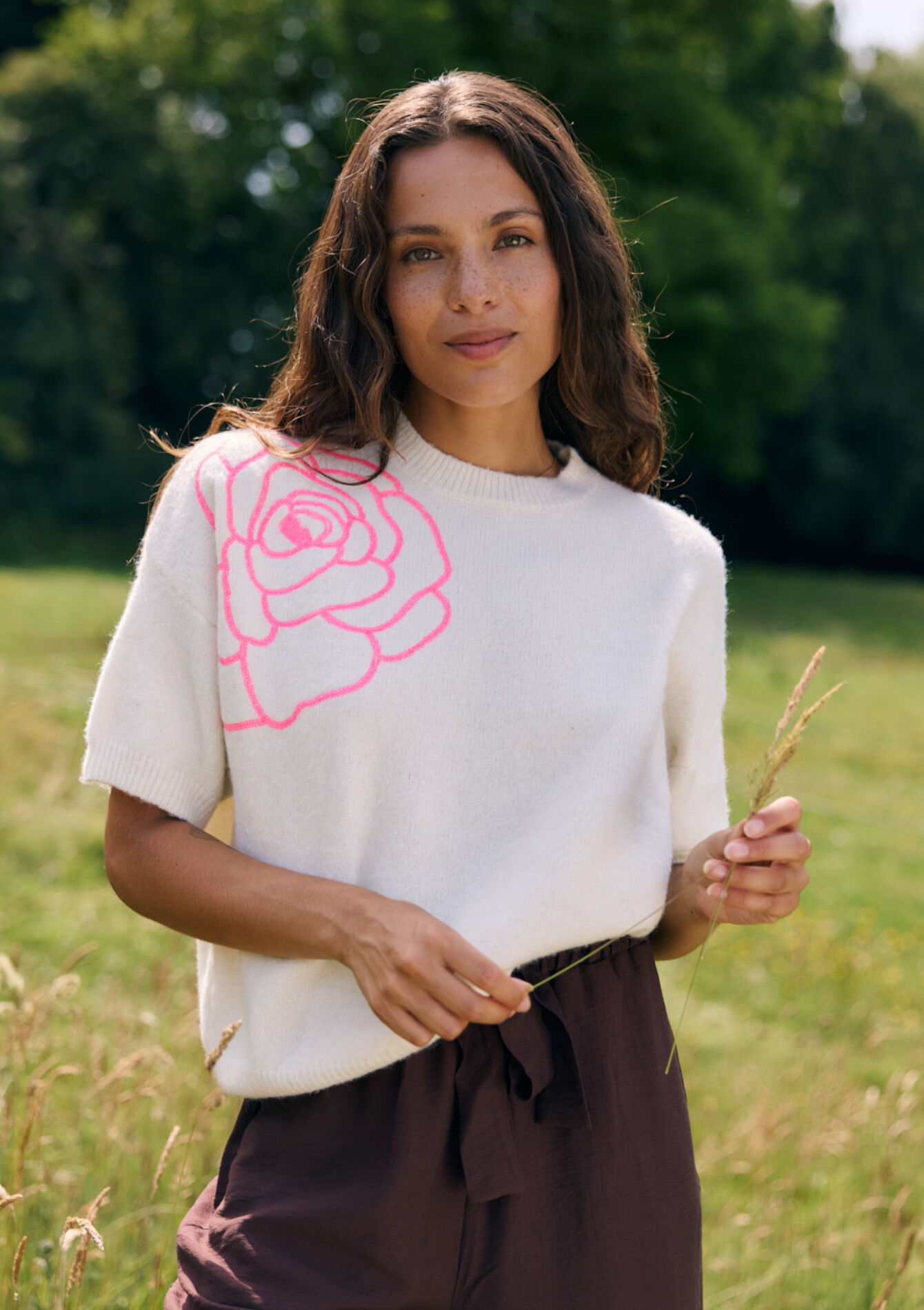 Trui met bloemenmotief - VANILLA WHITE - 04006981_1013