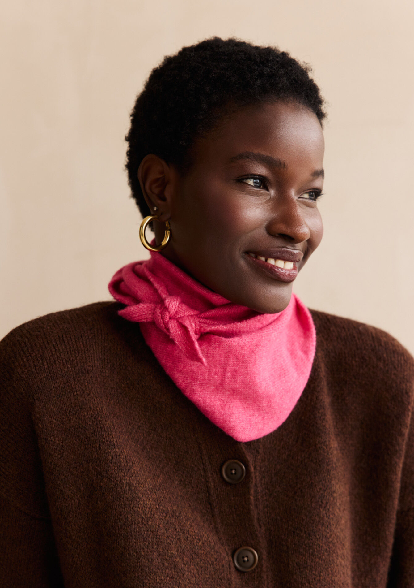 Driehoekige sjaal met wol en viscose, Driehoekige sjaal met wol en viscose - FUCHSIA - 17101422_5626