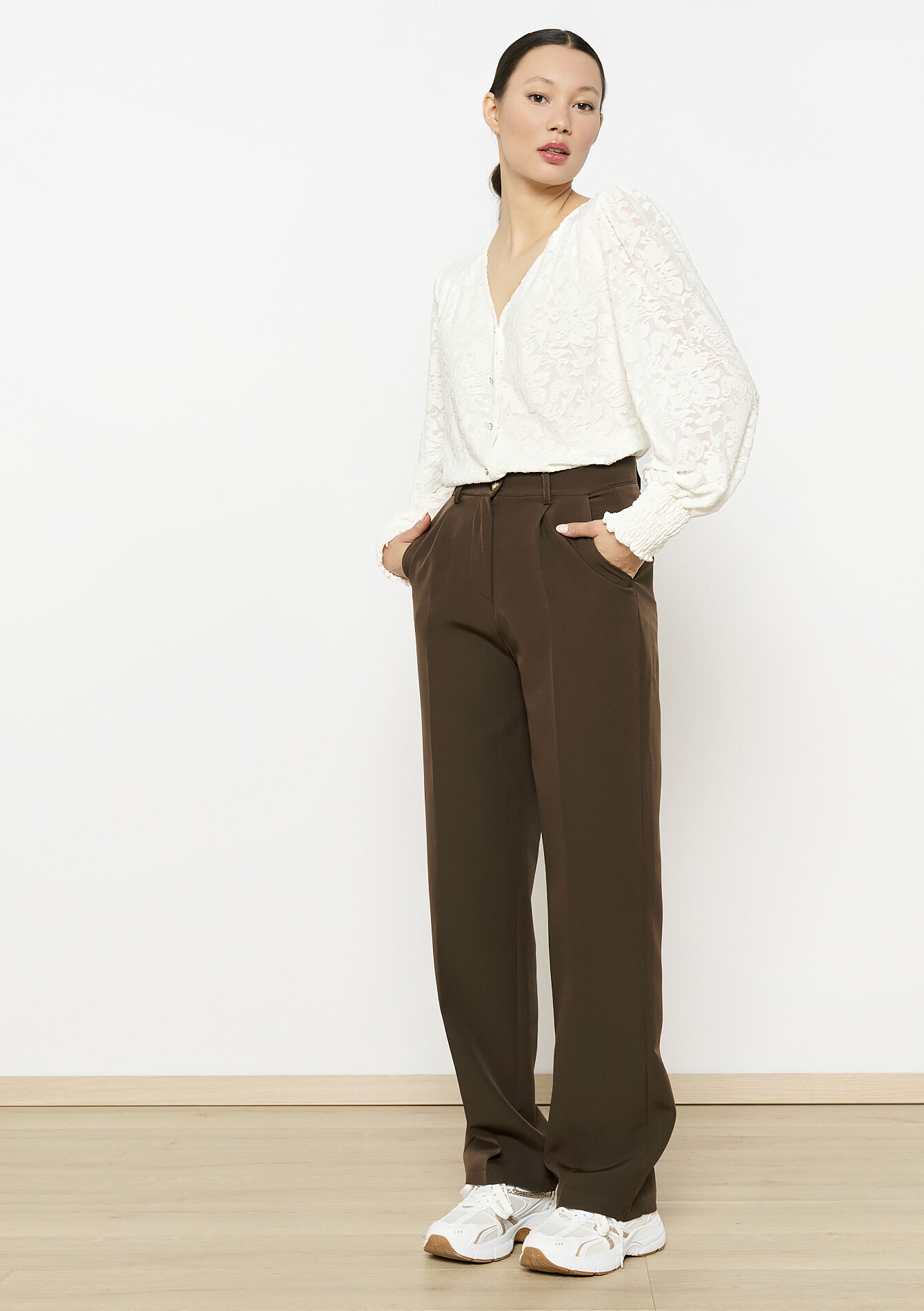 Classic straight trousers, Classic straight trousers - BROWN DARK CHOCOLATE - 06100709_3720