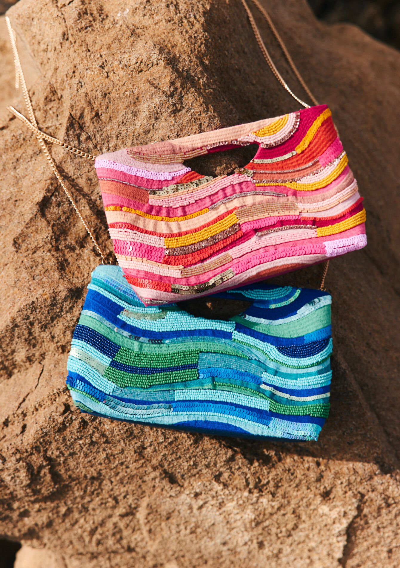 Beaded wave clutch, , hi-res