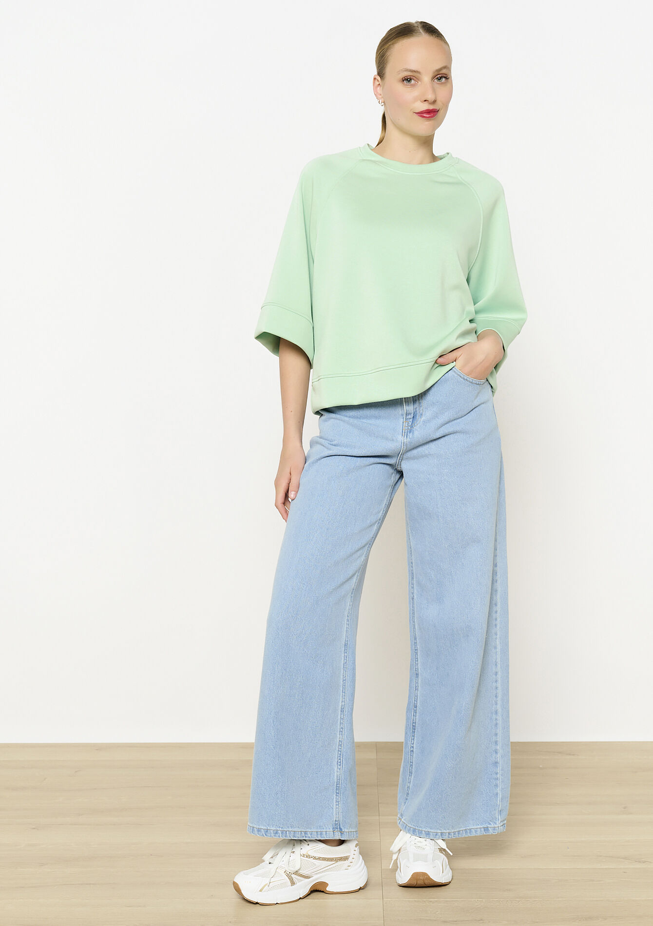 Losvallende sweat - LIGHT GREEN PASTEL - 03001777_1822