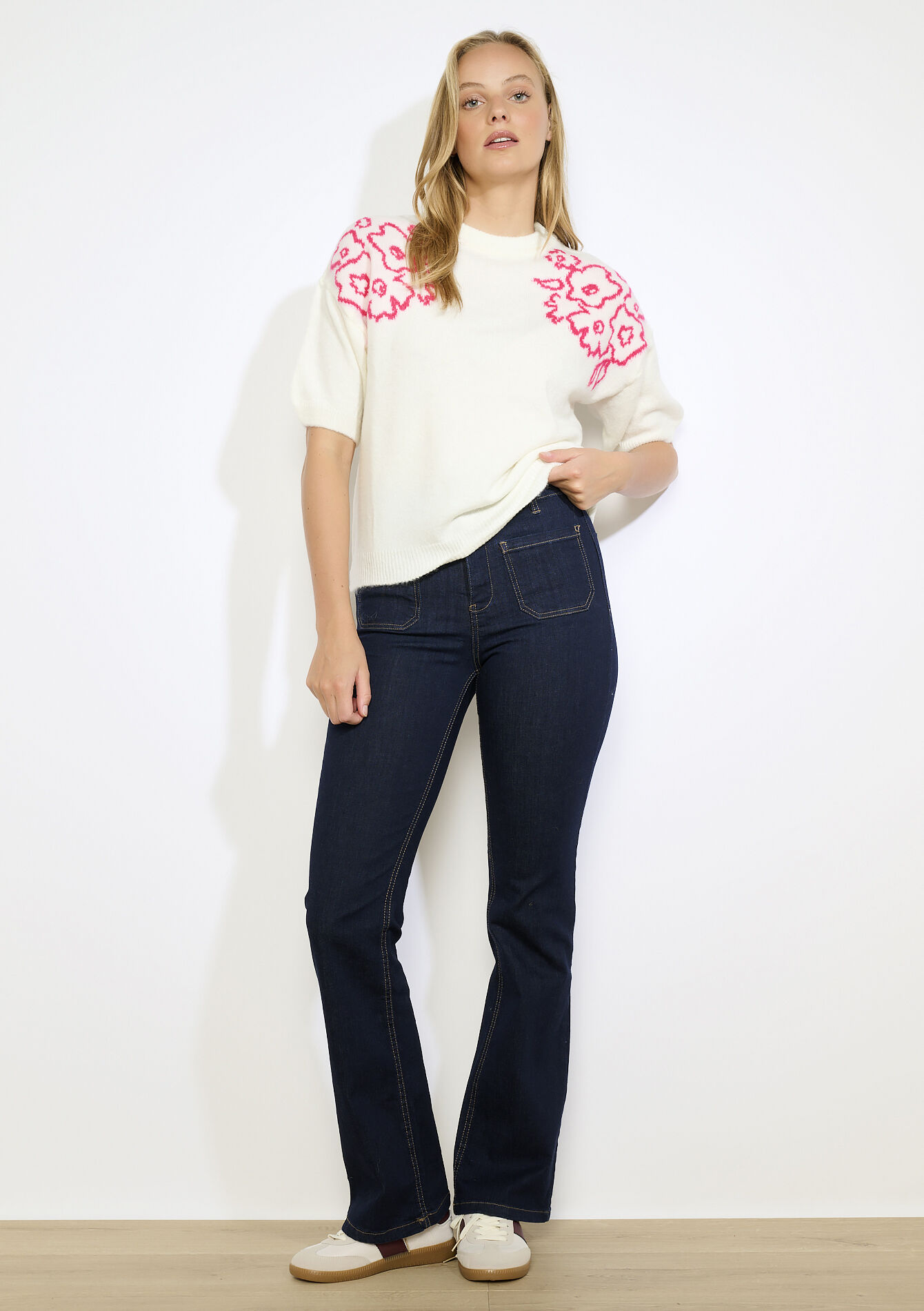 Geborduurde korte mouwen trui, Geborduurde korte mouwen trui - VANILLA WHITE - 04007001_1013