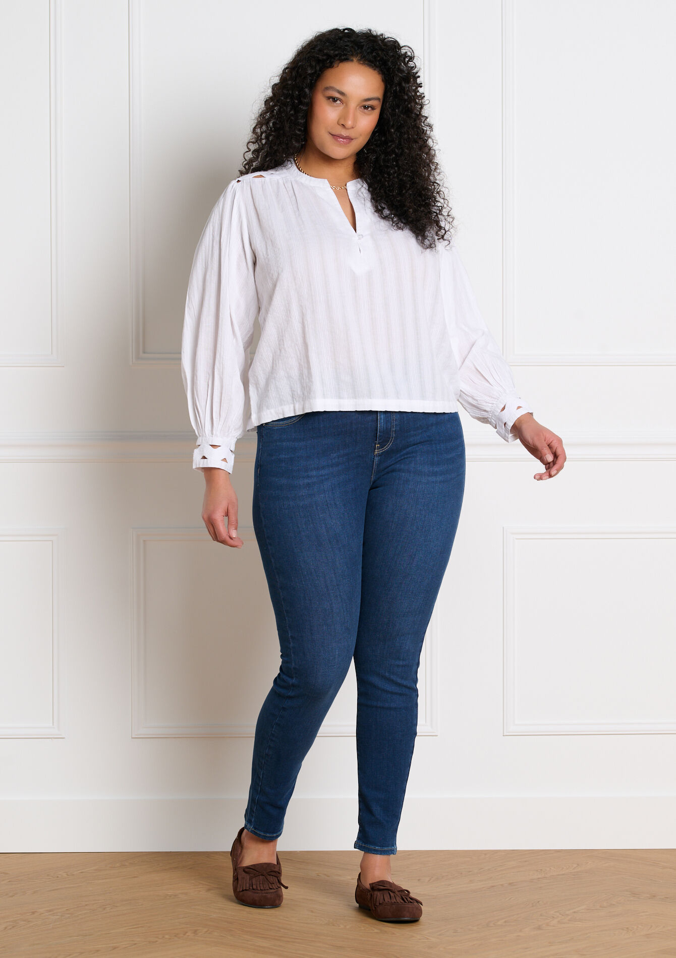 Luchtige blouse met volumineuze mouwen, , hi-res