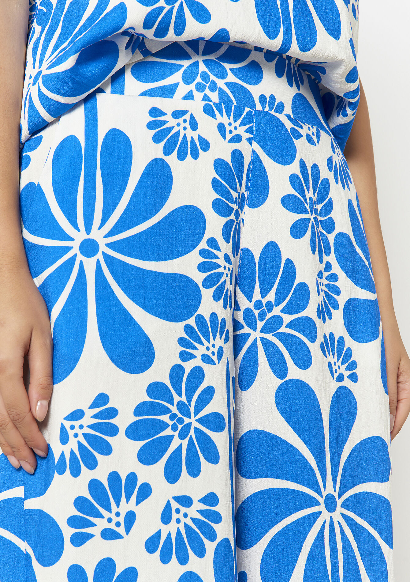 Wijde broek met bloemenprint - ELECTRIC BLUE - 06601001_1619