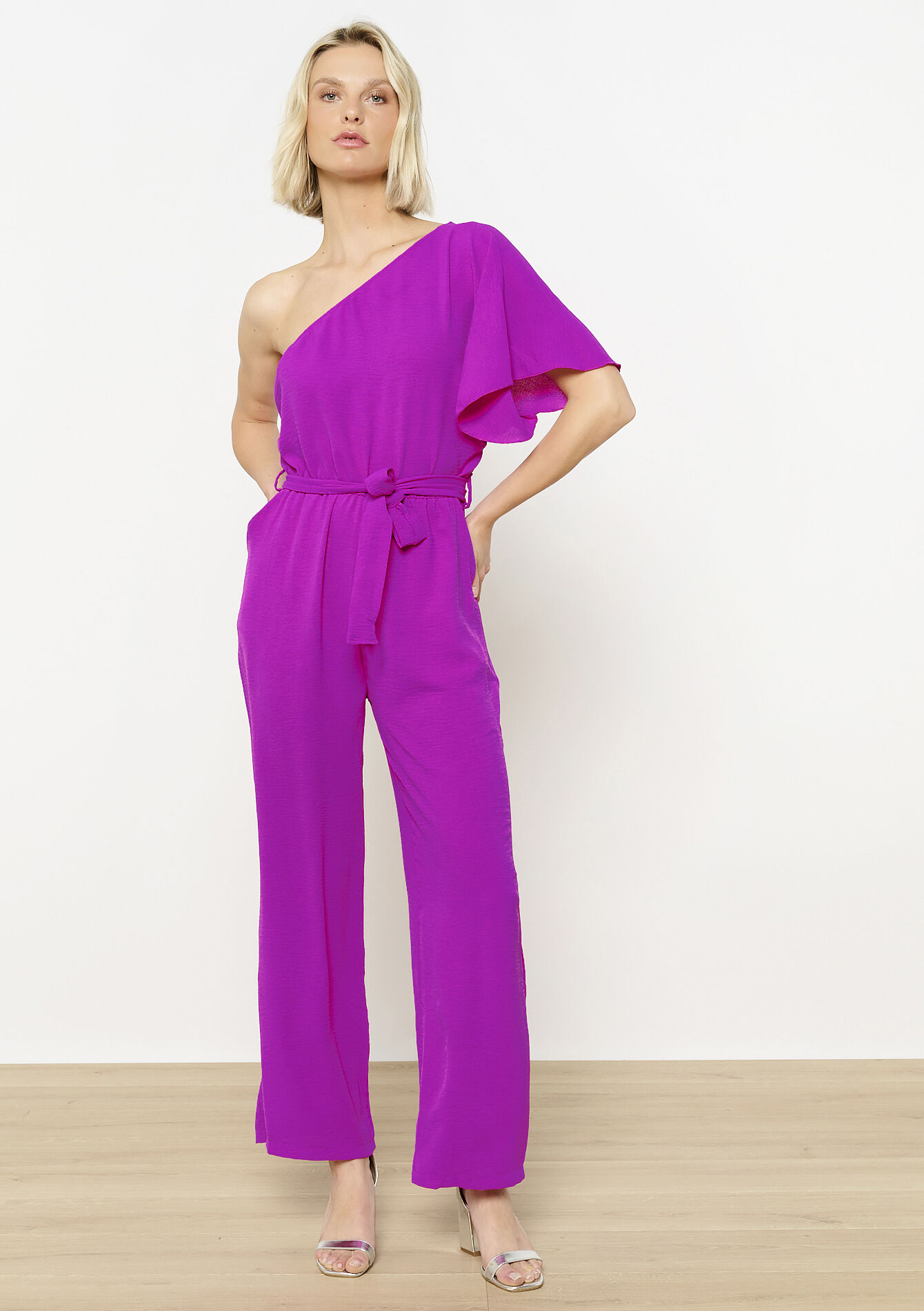 Asymmetrische jumpsuit met volantmouw - VIOLINE - 06004621_2576