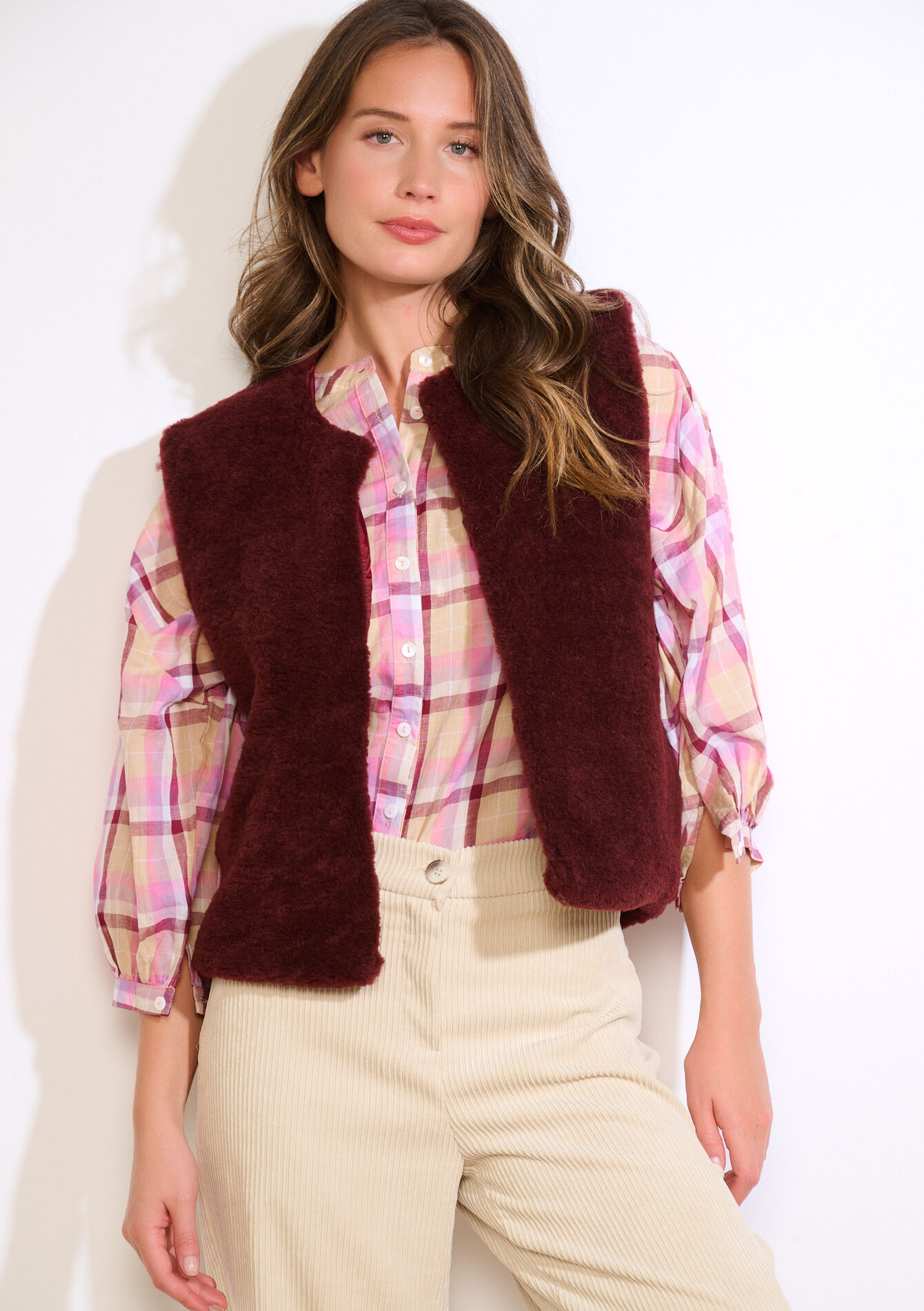 Mouwloos gilet van imitatiebont, Mouwloos gilet van imitatiebont - BORDEAUX WINE - 09001512_5514