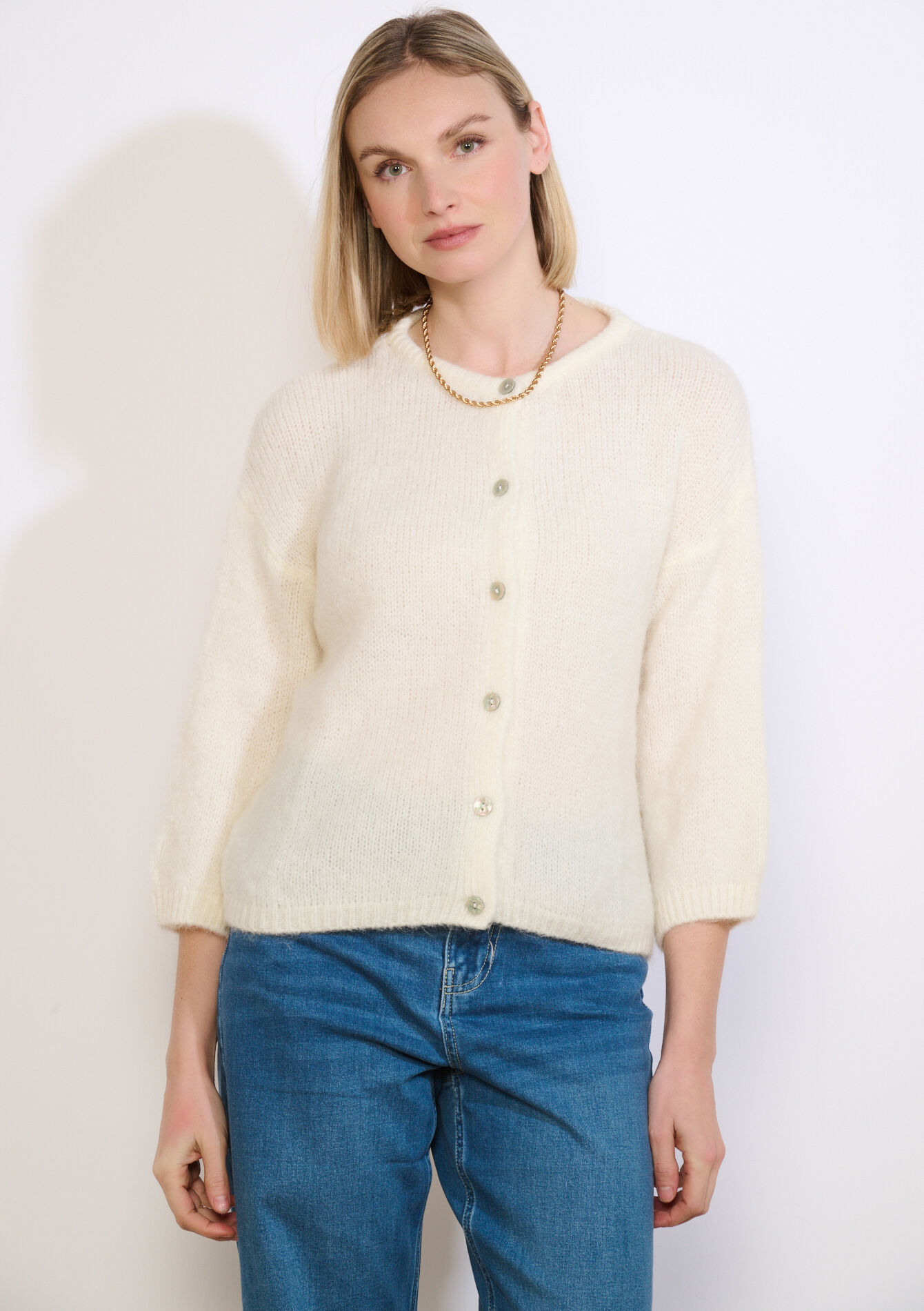 Minimalistisch vest met knopen - VANILLA WHITE - 04101446_1013