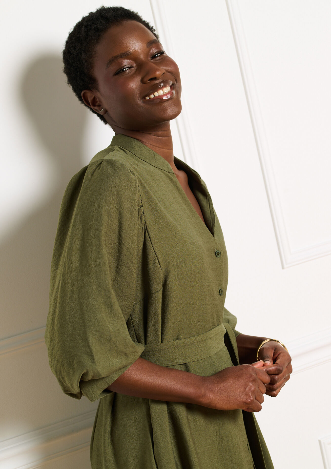 Vloeiende midi overhemdjurk, Vloeiende midi overhemdjurk - KHAKI MED - 08104495_4327