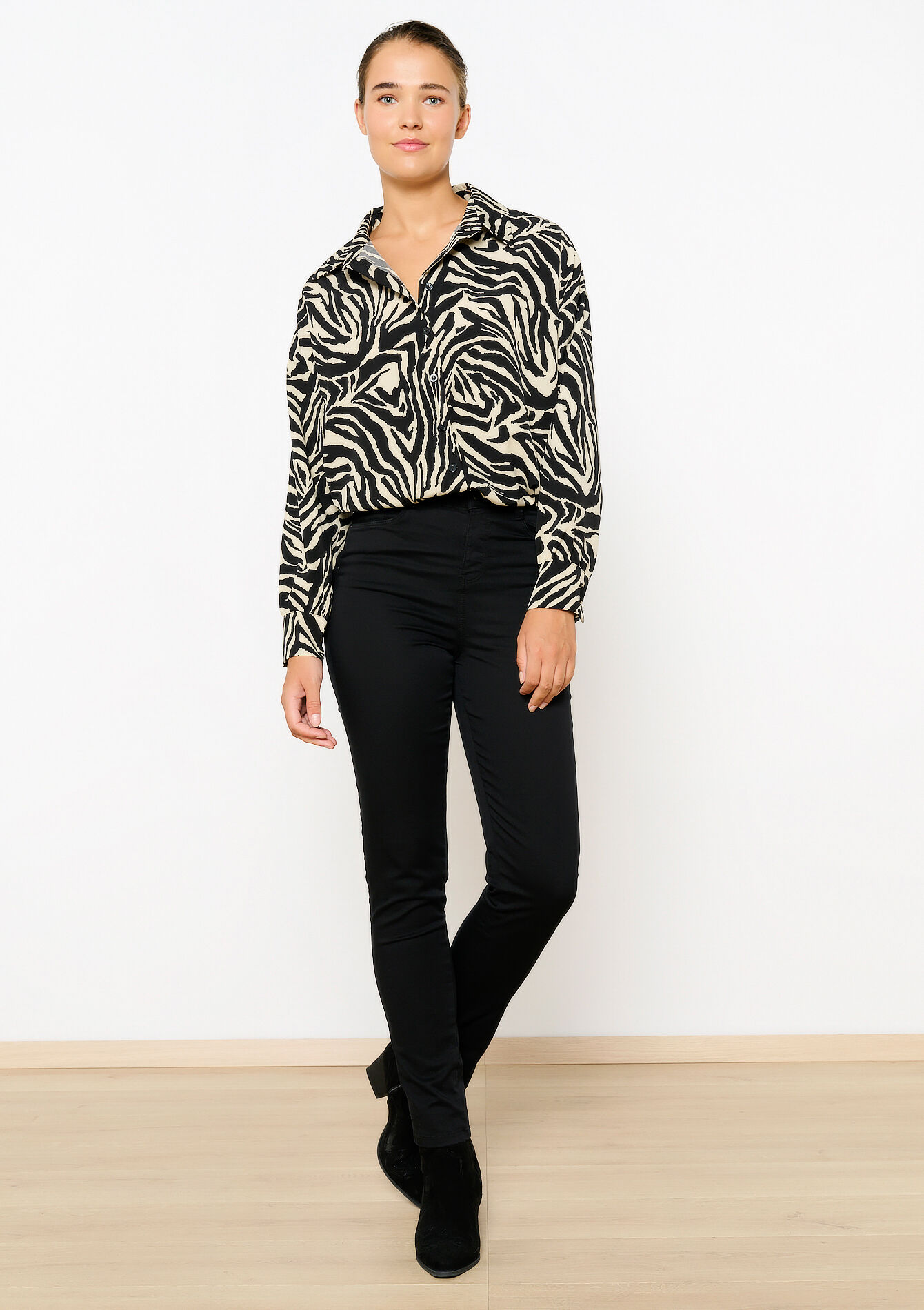 Slimfit trousers, Slimfit trousers - BLACK - 06004498_1119