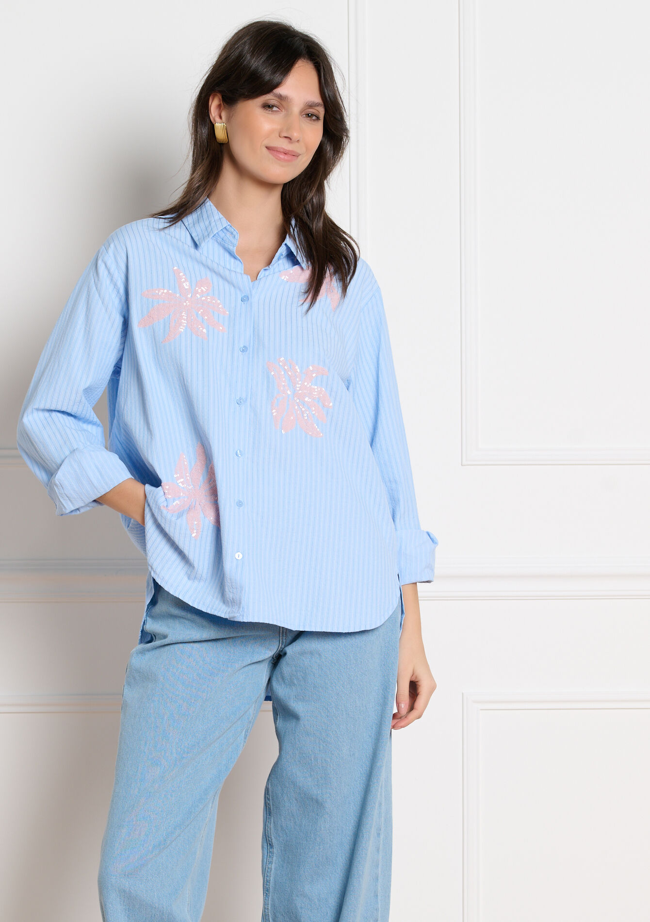Shirt met pailletten - BLUE PASTEL - 05703036_3003