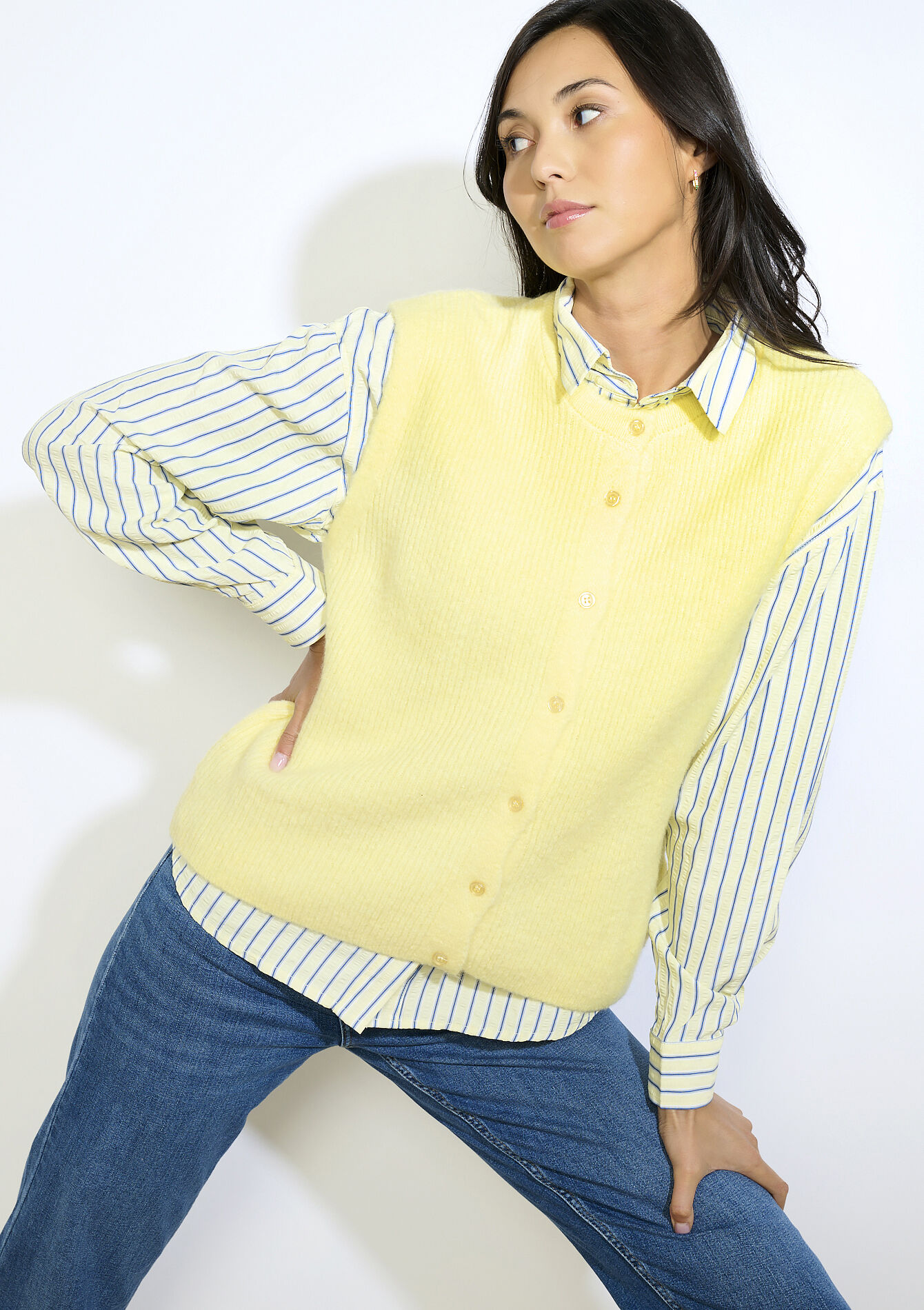 Zachte mouwloze gilet, Zachte mouwloze gilet - YELLOW PASTEL - 04101334_5004