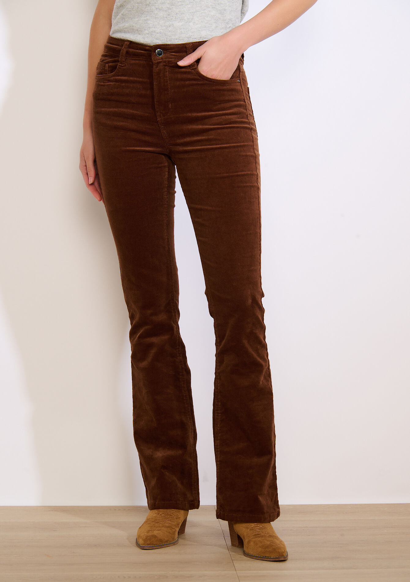 Pantalon bootcut en velours côtelé, Pantalon bootcut en velours côtelé - CAMEL GINGER - 06004609_3831
